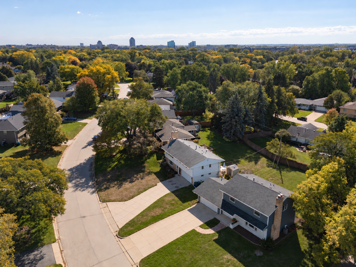 View of Residential at 4921 Trillium Lane, Edina MN 55435, Edina (35 of 52) - Mike Wilen | Minnesota Team Real Estate