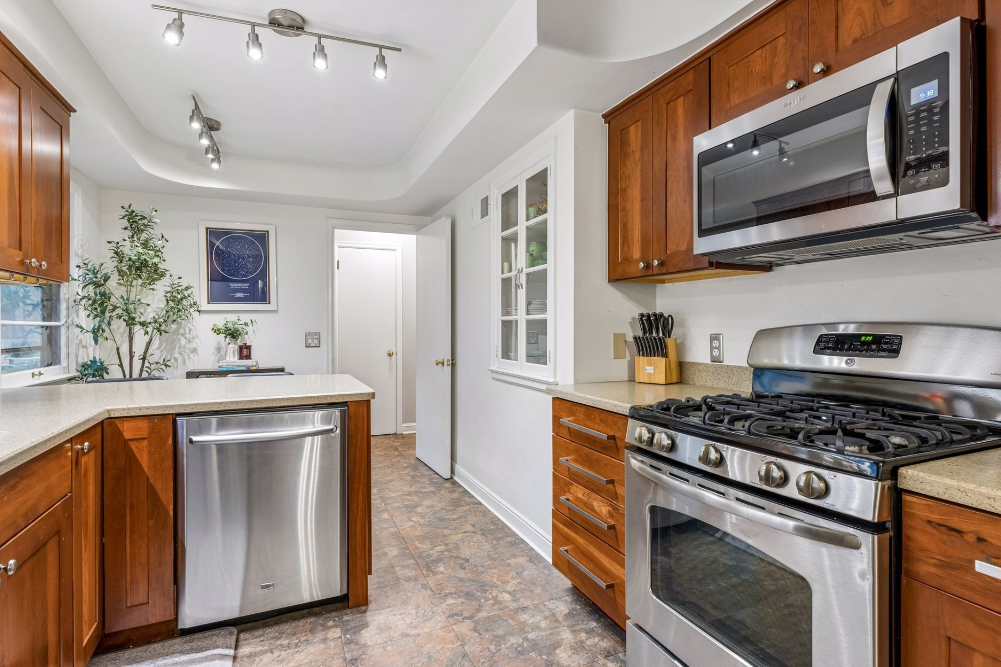 View of Residential at 5348 Russell Avenue, Minneapolis MN 55410, Minneapolis (11 of 30) - Mike Wilen | Minnesota Team Real Estate