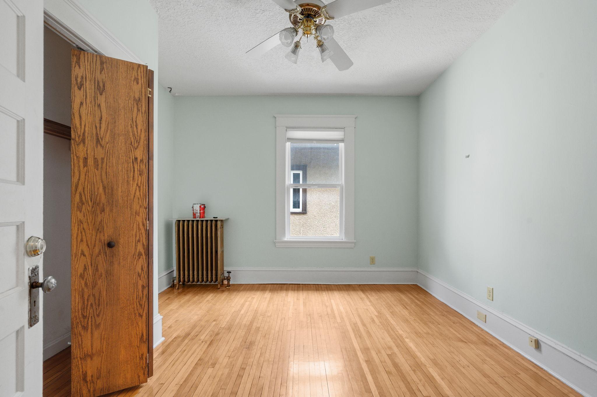 View of Residential Income at 2535 Aldrich Avenue, Minneapolis MN 55405, Minneapolis (33 of 71) - Mike Wilen | Minnesota Team Real Estate
