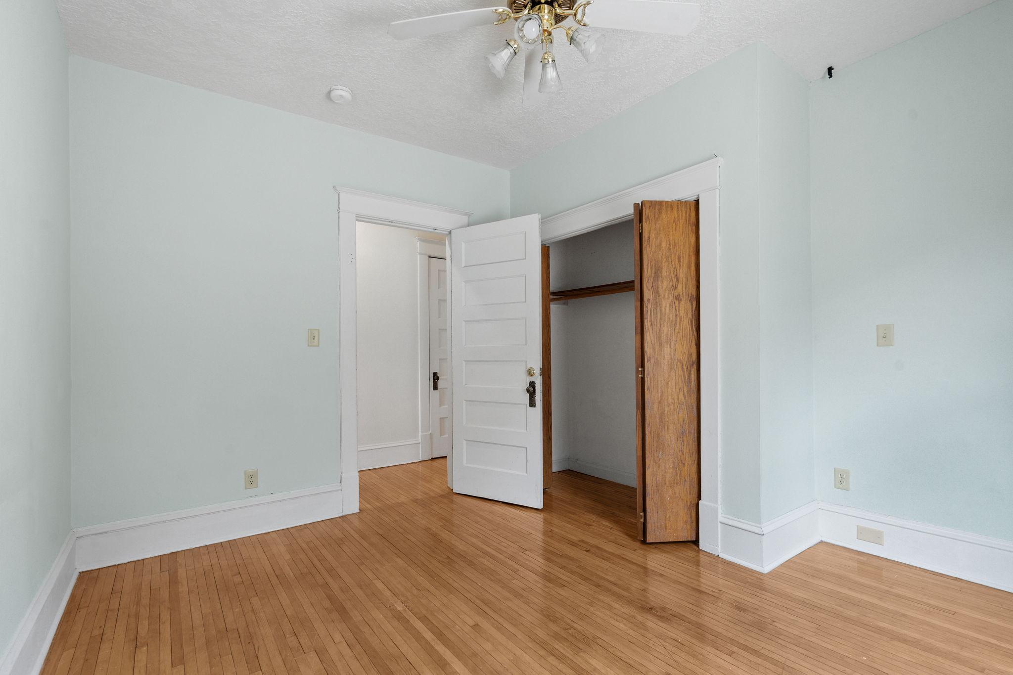 View of Residential Income at 2535 Aldrich Avenue, Minneapolis MN 55405, Minneapolis (32 of 71) - Mike Wilen | Minnesota Team Real Estate