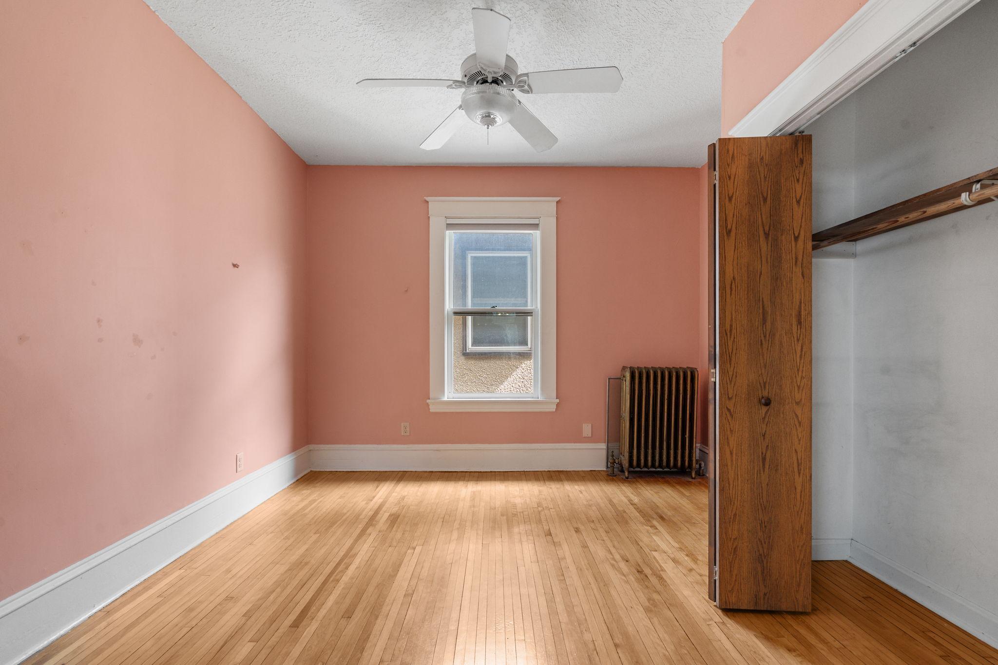 View of Residential Income at 2535 Aldrich Avenue, Minneapolis MN 55405, Minneapolis (31 of 71) - Mike Wilen | Minnesota Team Real Estate