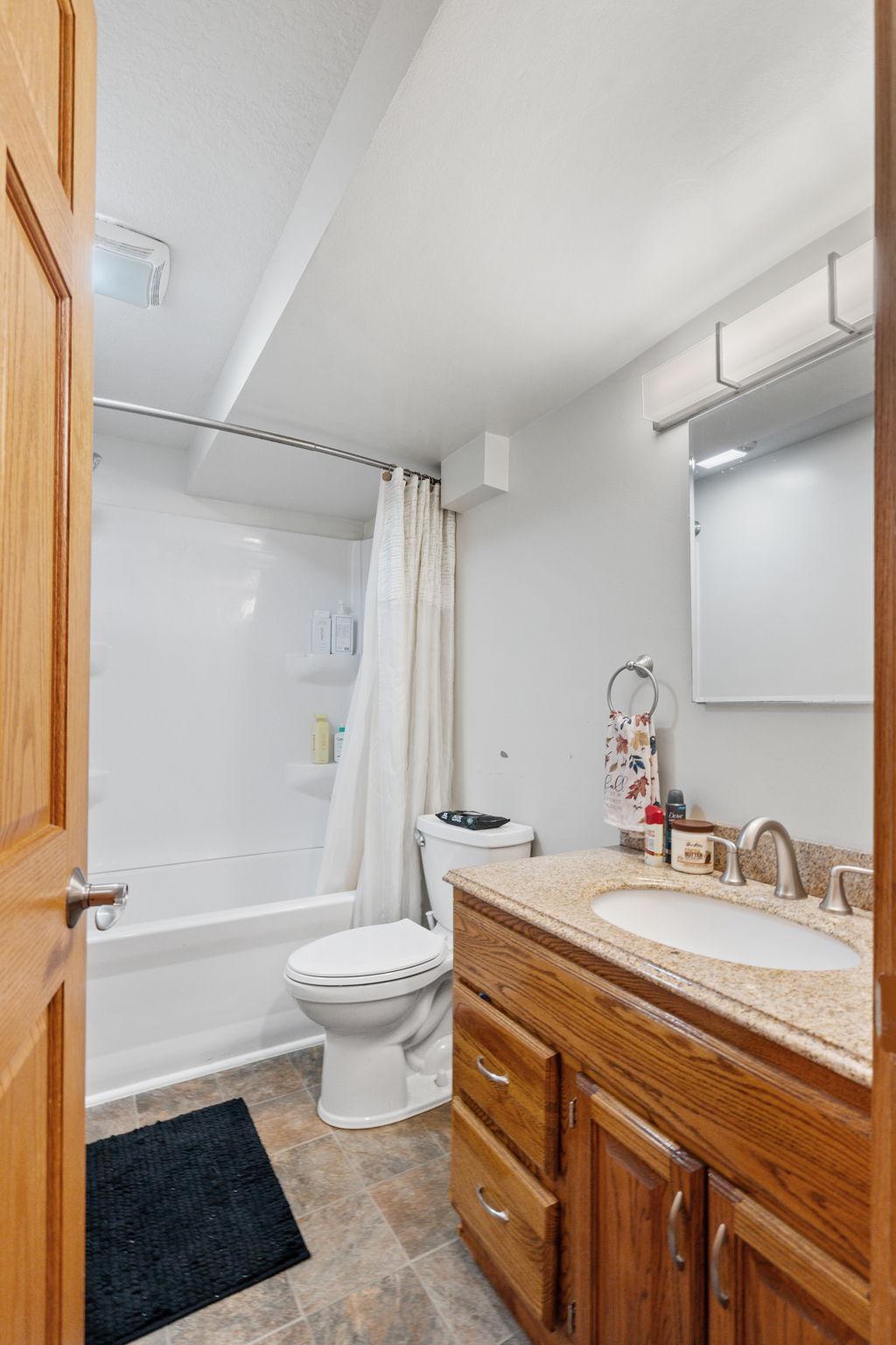 View of Residential Income at 2535 Aldrich Avenue, Minneapolis MN 55405, Minneapolis (56 of 71) - Mike Wilen | Minnesota Team Real Estate
