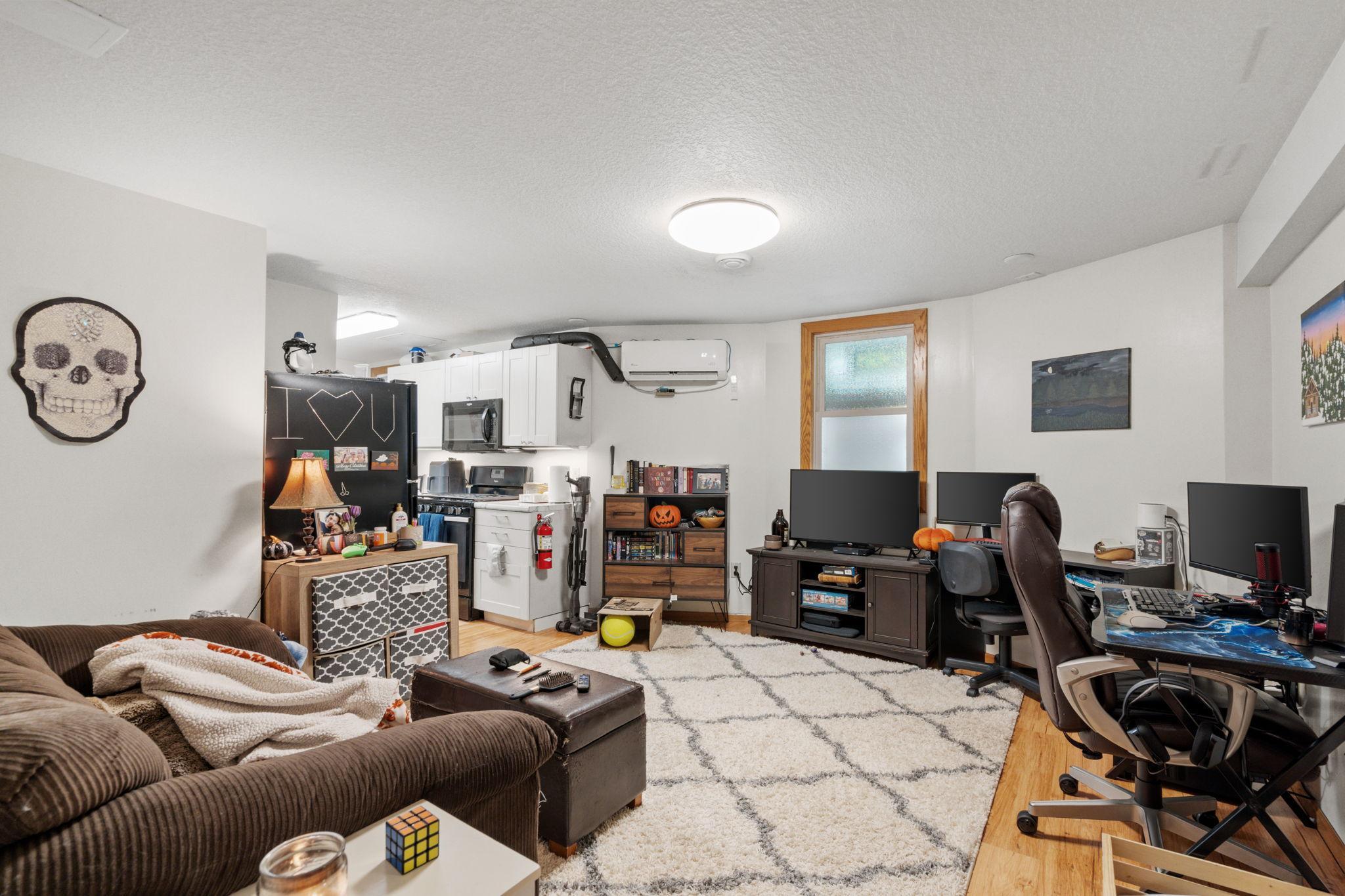 View of Residential Income at 2535 Aldrich Avenue, Minneapolis MN 55405, Minneapolis (53 of 71) - Mike Wilen | Minnesota Team Real Estate