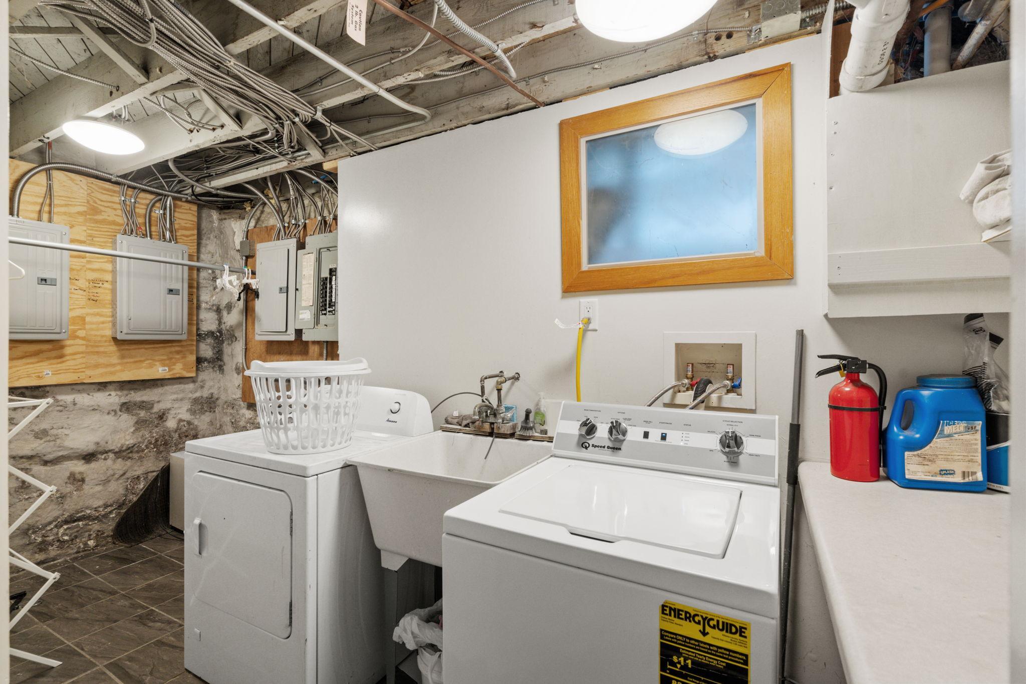 View of Residential Income at 2535 Aldrich Avenue, Minneapolis MN 55405, Minneapolis (63 of 71) - Mike Wilen | Minnesota Team Real Estate
