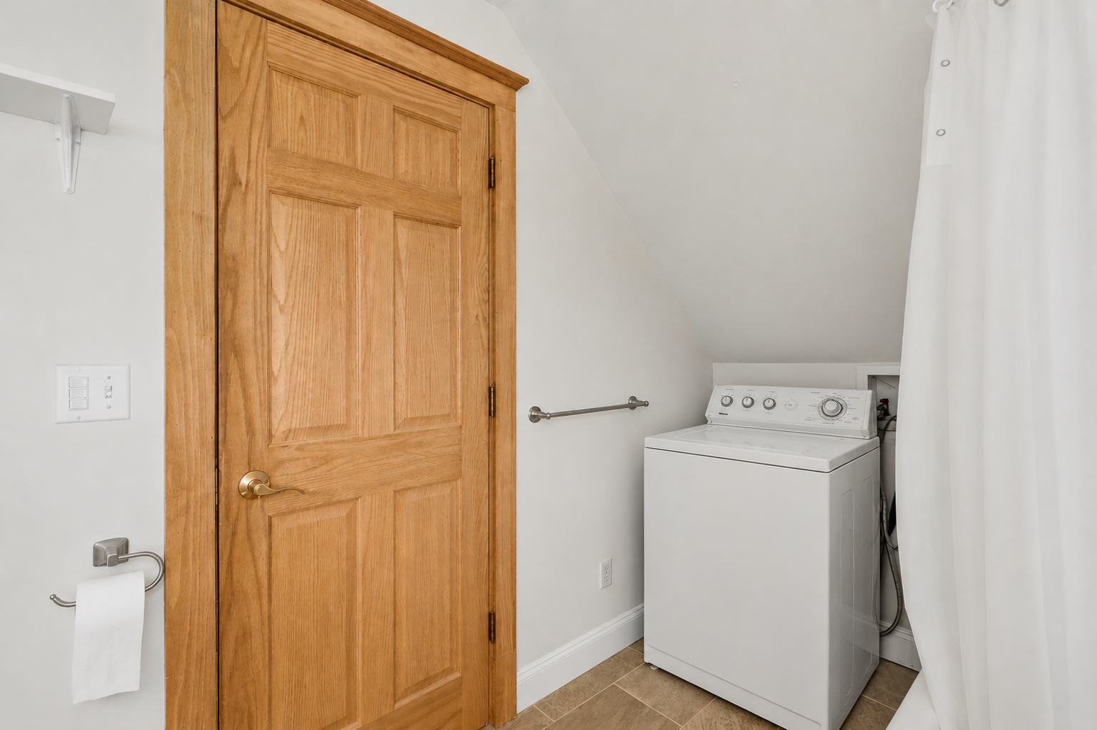 View of Residential Income at 2535 Aldrich Avenue, Minneapolis MN 55405, Minneapolis (47 of 71) - Mike Wilen | Minnesota Team Real Estate