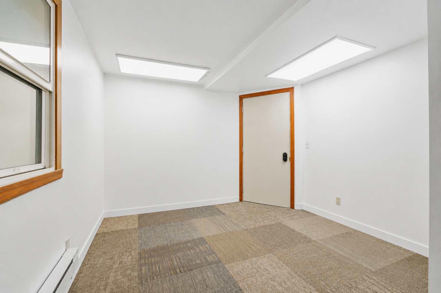 View of Residential Income at 2535 Aldrich Avenue, Minneapolis MN 55405, Minneapolis (62 of 71) - Mike Wilen | Minnesota Team Real Estate