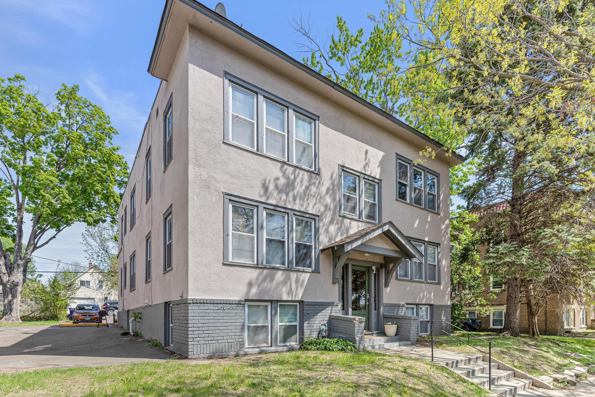 View of Commercial Sale at 418 Pierce Street, Saint Paul MN 55104, Saint Paul (21 of 46) - Mike Wilen | Minnesota Team Real Estate