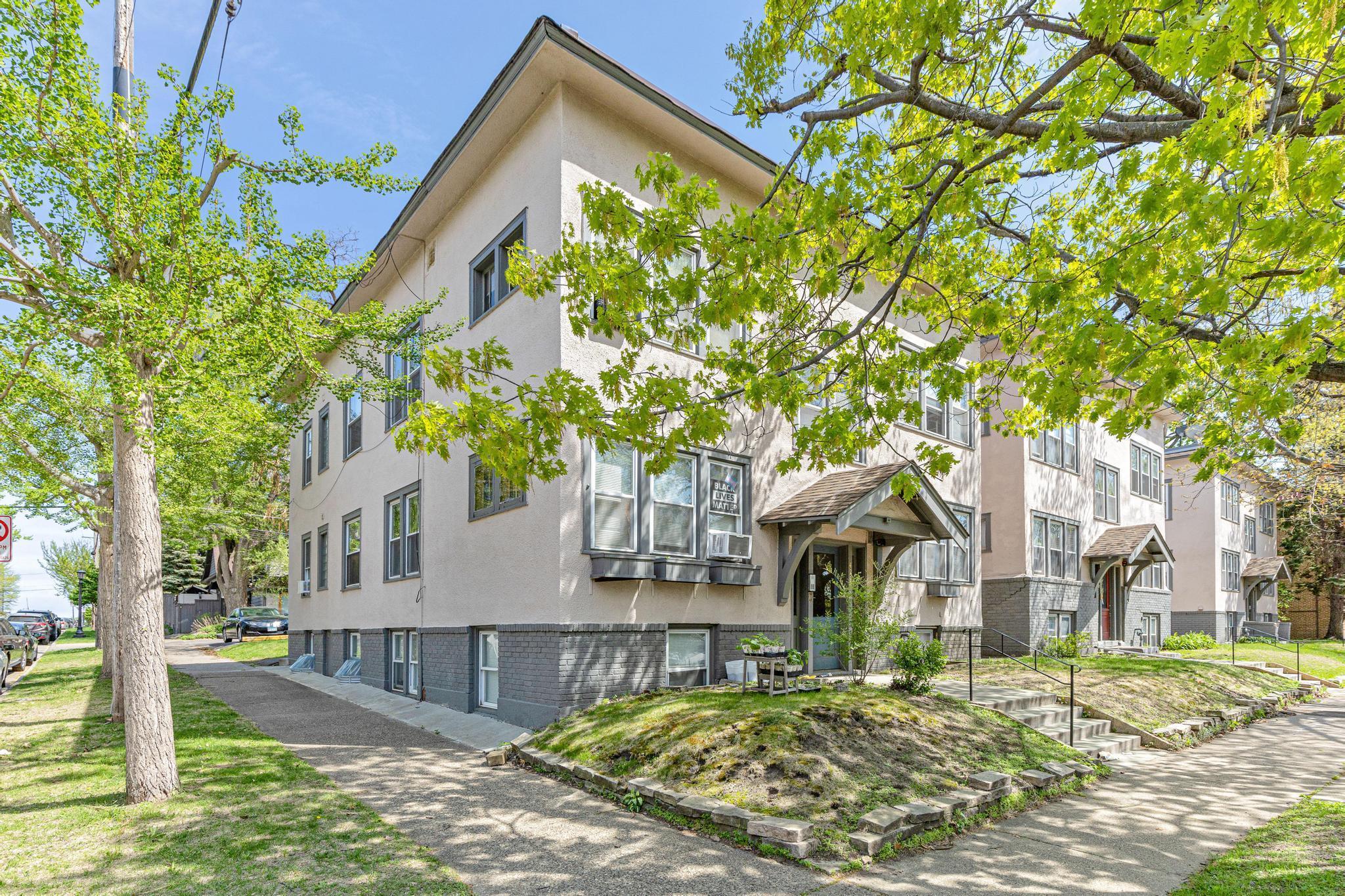 View of Commercial Sale at 418 Pierce Street, Saint Paul MN 55104, Saint Paul (18 of 46) - Mike Wilen | Minnesota Team Real Estate