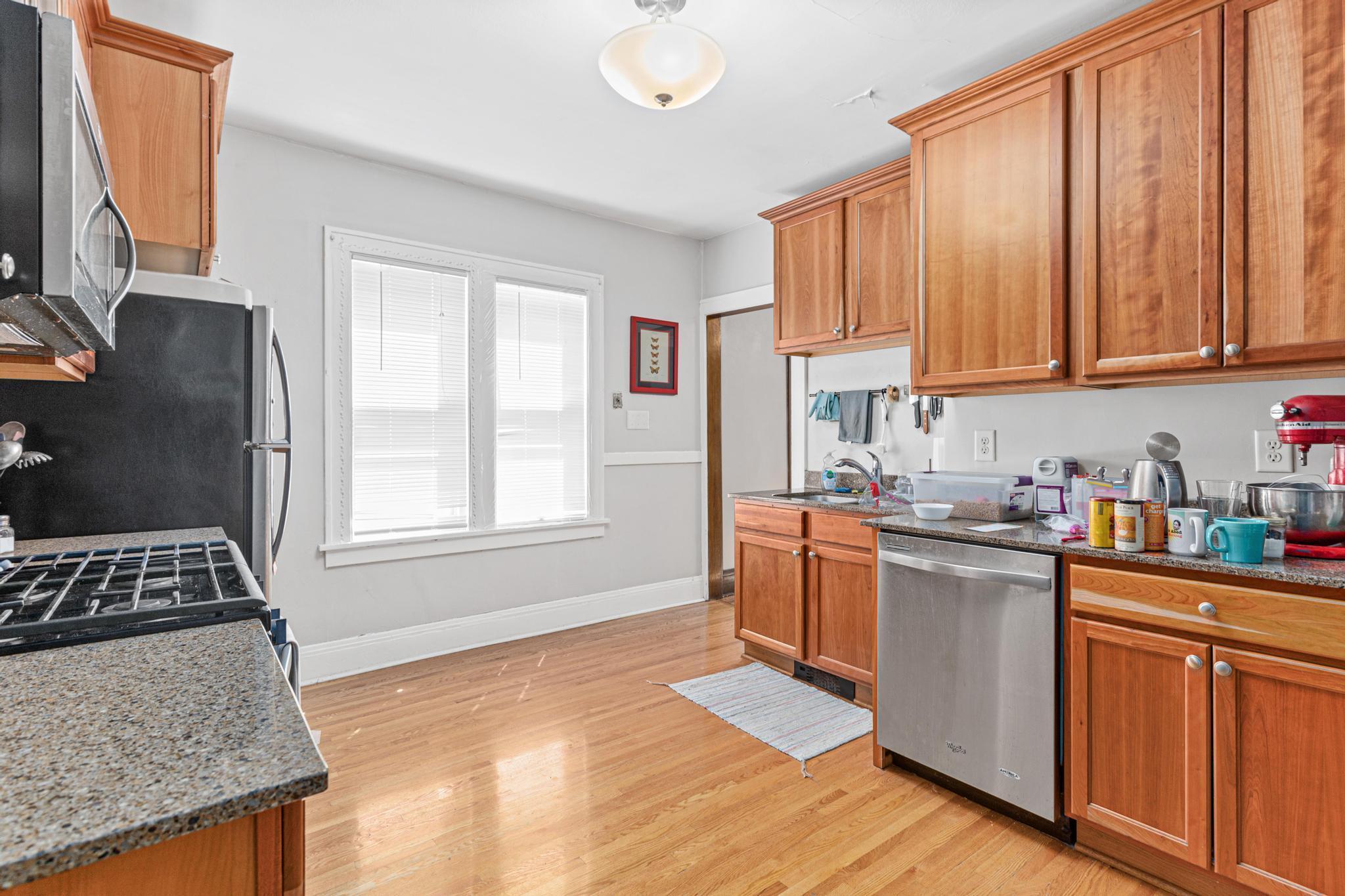 View of Commercial Sale at 418 Pierce Street, Saint Paul MN 55104, Saint Paul (11 of 46) - Mike Wilen | Minnesota Team Real Estate