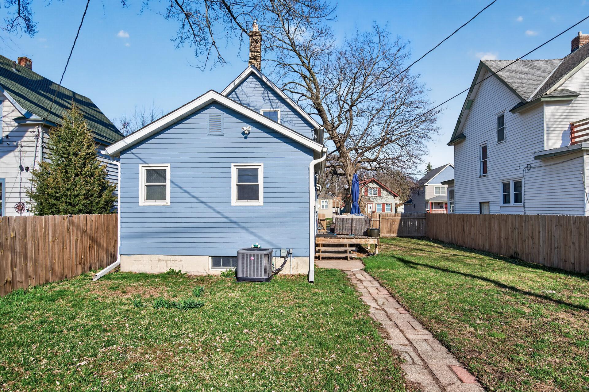 View of Residential at 3439 Penn Avenue, Minneapolis MN 55412, Minneapolis (25 of 28) - Mike Wilen | Minnesota Team Real Estate