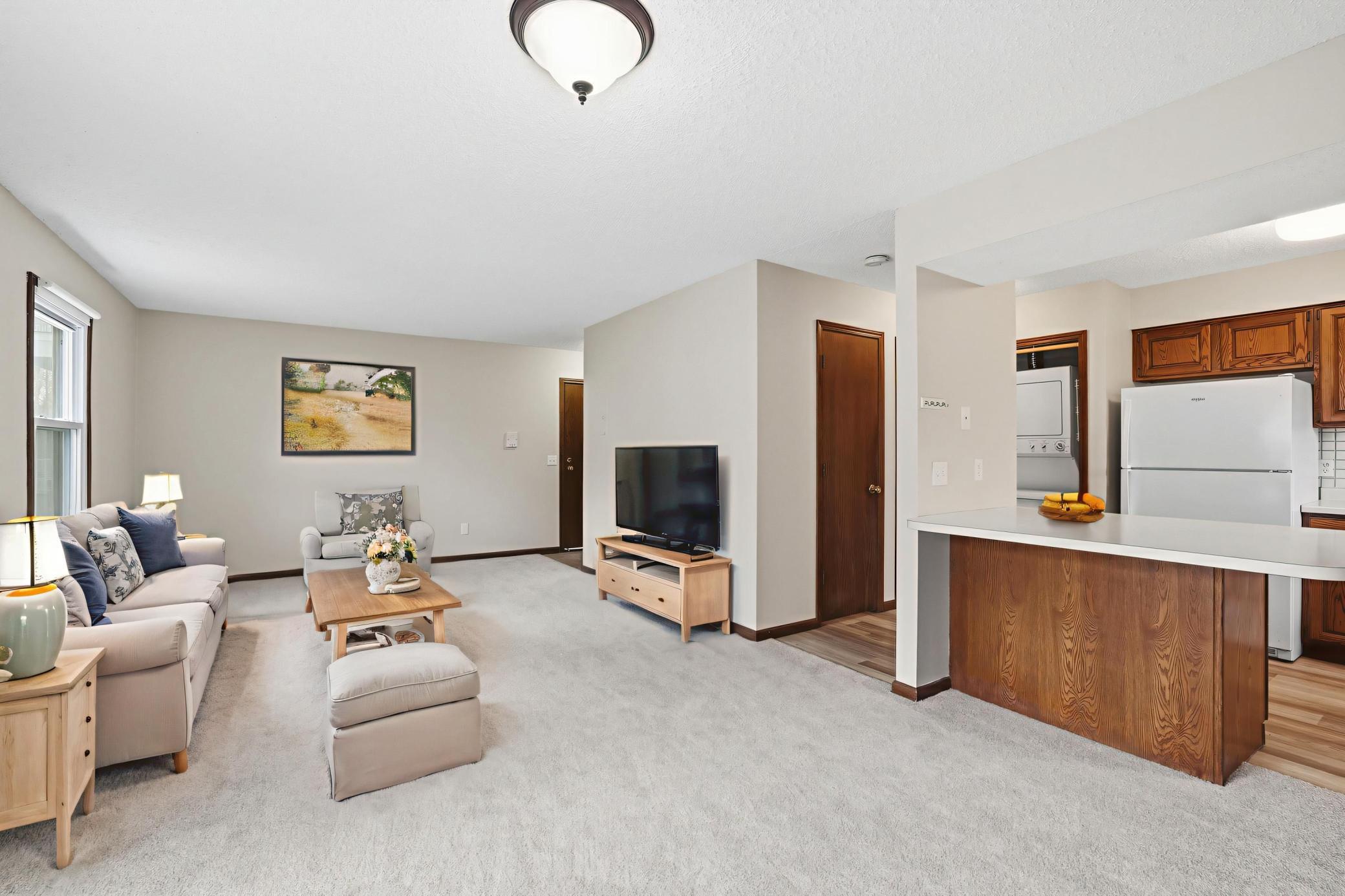 View of Residential at 6333 Alderwood Circle #B, Woodbury MN 55125, Woodbury (4 of 18) - Mike Wilen | Minnesota Team Real Estate