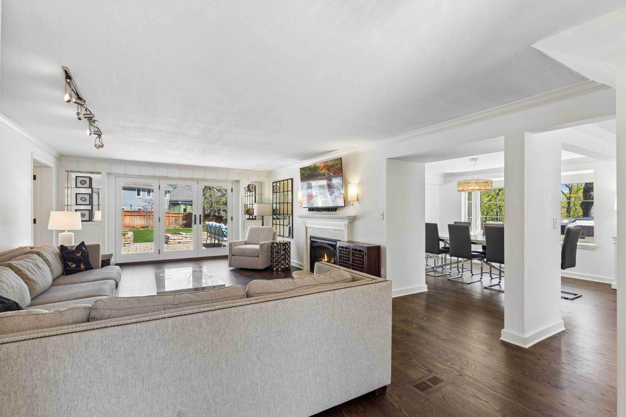 View of Residential at 5404 Interlachen Boulevard, Edina MN 55436, Edina (7 of 94) - Mike Wilen | Minnesota Team Real Estate