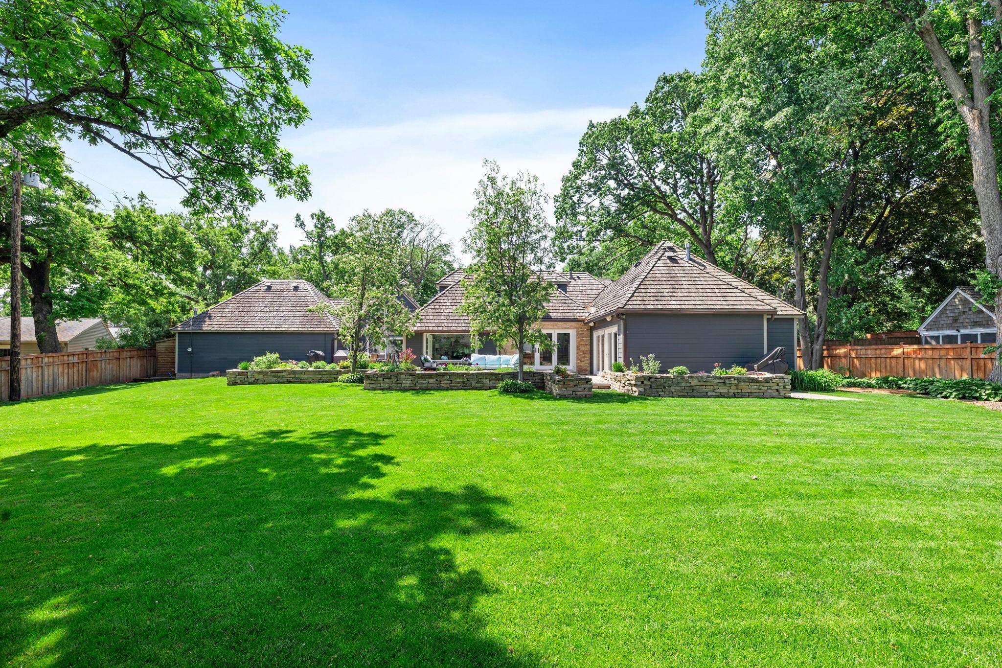 View of Residential at 5404 Interlachen Boulevard, Edina MN 55436, Edina (84 of 94) - Mike Wilen | Minnesota Team Real Estate