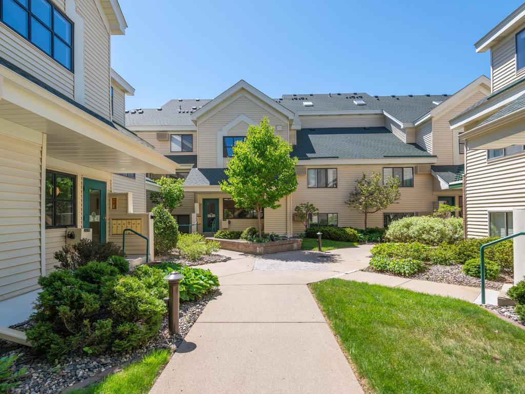 View of Residential at 7605 Edinborough Way #6214, Edina MN 55435, Edina - Mike Wilen | Minnesota Team Real Estate
