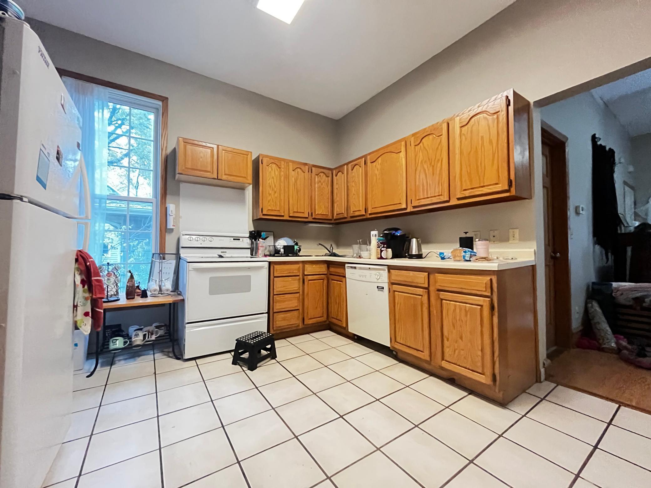 View of Residential Income at 1092 18th Avenue, Minneapolis MN 55414, Minneapolis (6 of 23) - Mike Wilen | Minnesota Team Real Estate
