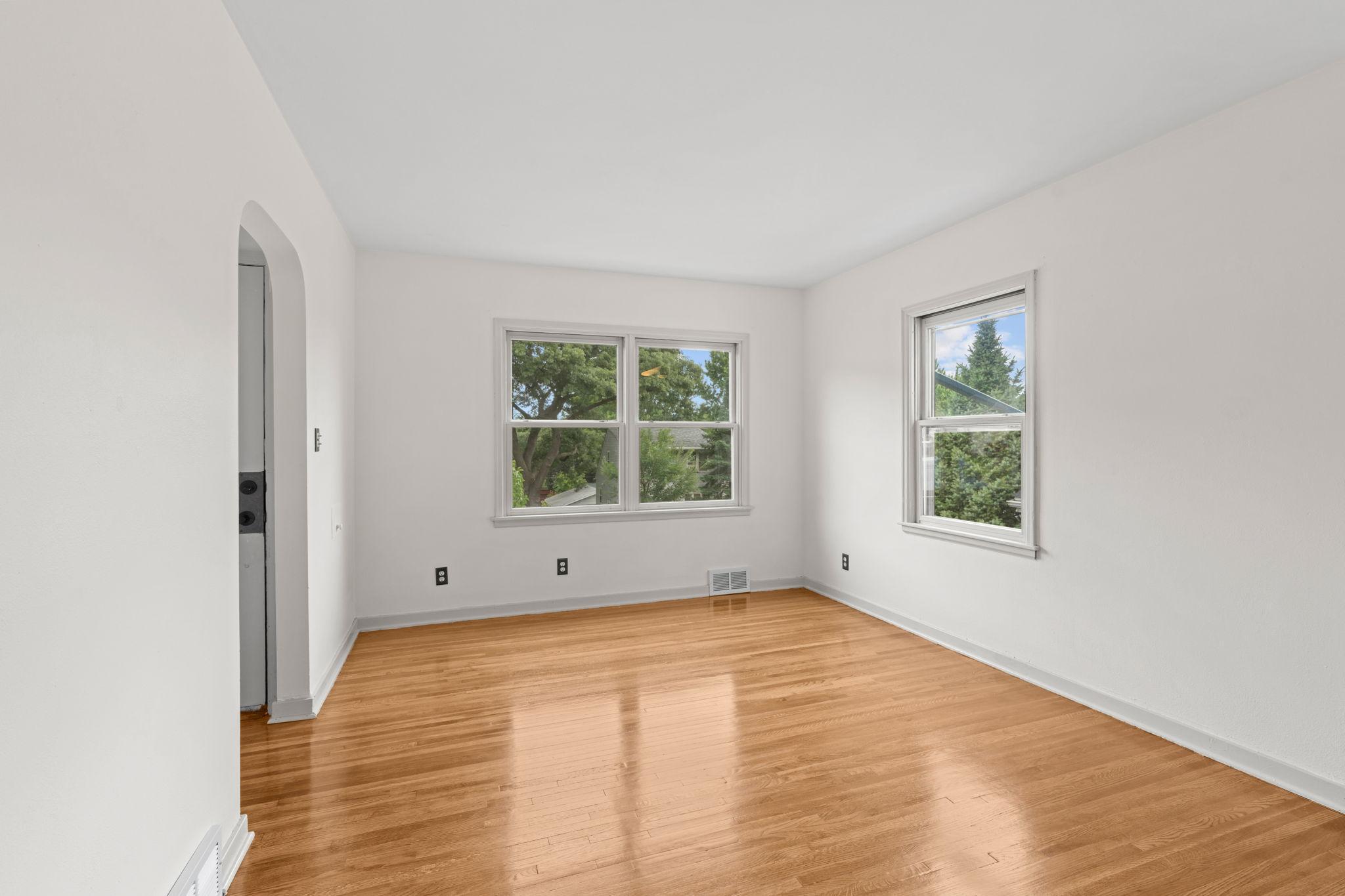 View of Residential at 506 Wyoming Street, Saint Paul MN 55107, Saint Paul (4 of 31) - Mike Wilen | Minnesota Team Real Estate