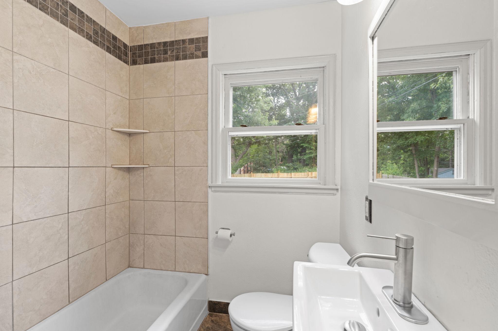 View of Residential at 506 Wyoming Street, Saint Paul MN 55107, Saint Paul (16 of 31) - Mike Wilen | Minnesota Team Real Estate