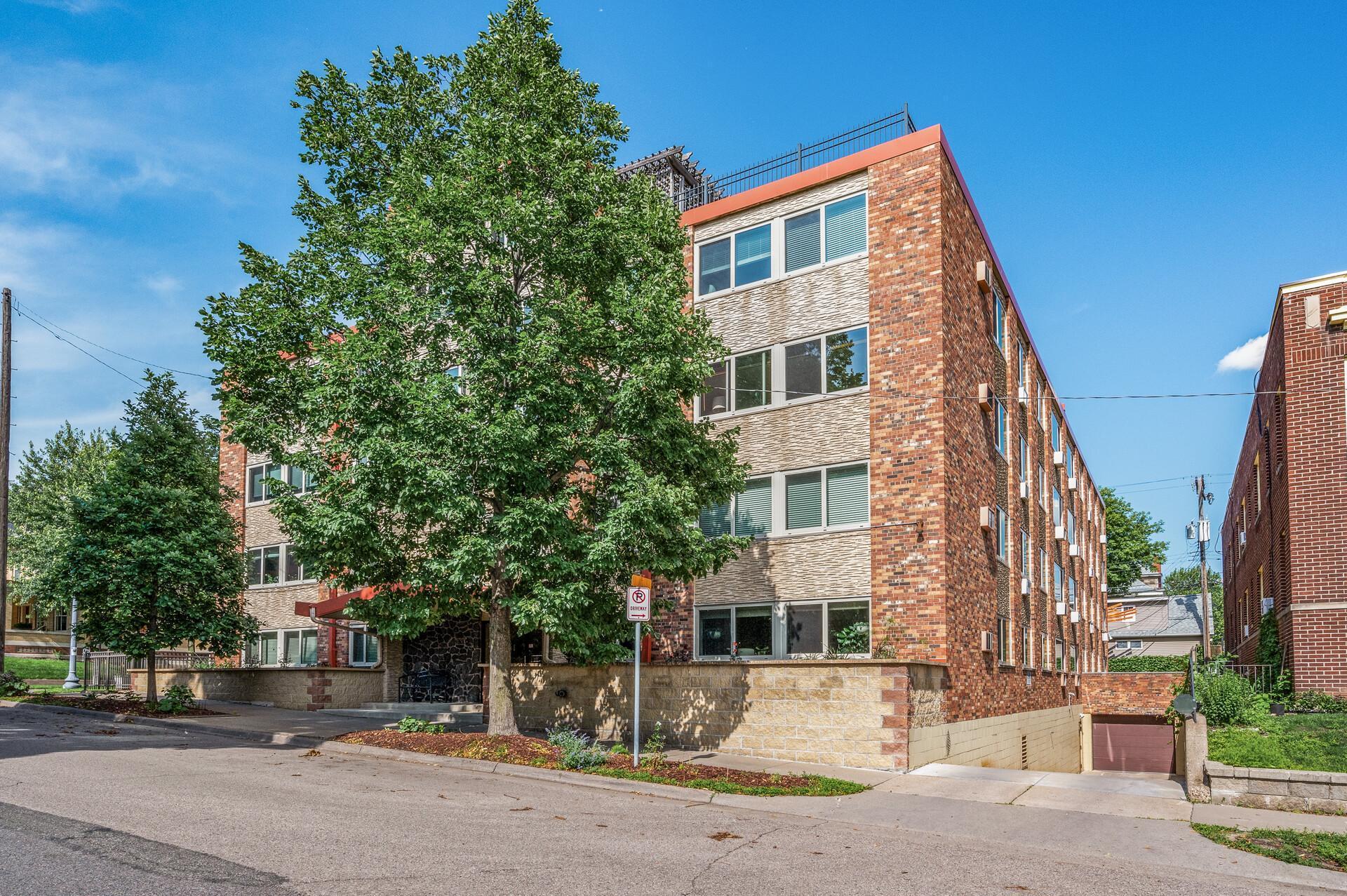 View of Residential at 1901 Emerson Avenue #303, Minneapolis MN 55403, Minneapolis (2 of 30) - Mike Wilen | Minnesota Team Real Estate