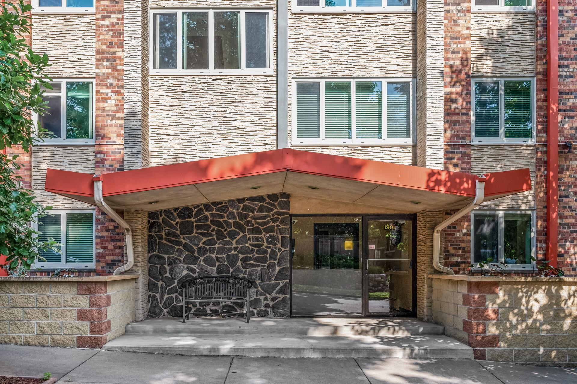 View of Residential at 1901 Emerson Avenue #303, Minneapolis MN 55403, Minneapolis (4 of 30) - Mike Wilen | Minnesota Team Real Estate