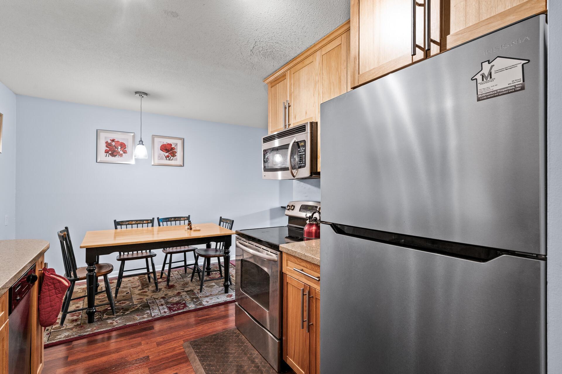 View of Residential at 1901 Emerson Avenue #303, Minneapolis MN 55403, Minneapolis (9 of 30) - Mike Wilen | Minnesota Team Real Estate