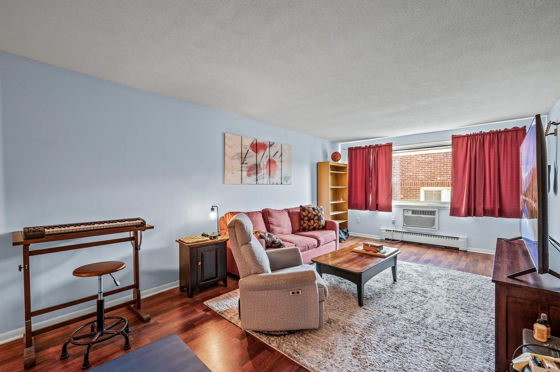 View of Residential at 1901 Emerson Avenue #303, Minneapolis MN 55403, Minneapolis (16 of 30) - Mike Wilen | Minnesota Team Real Estate