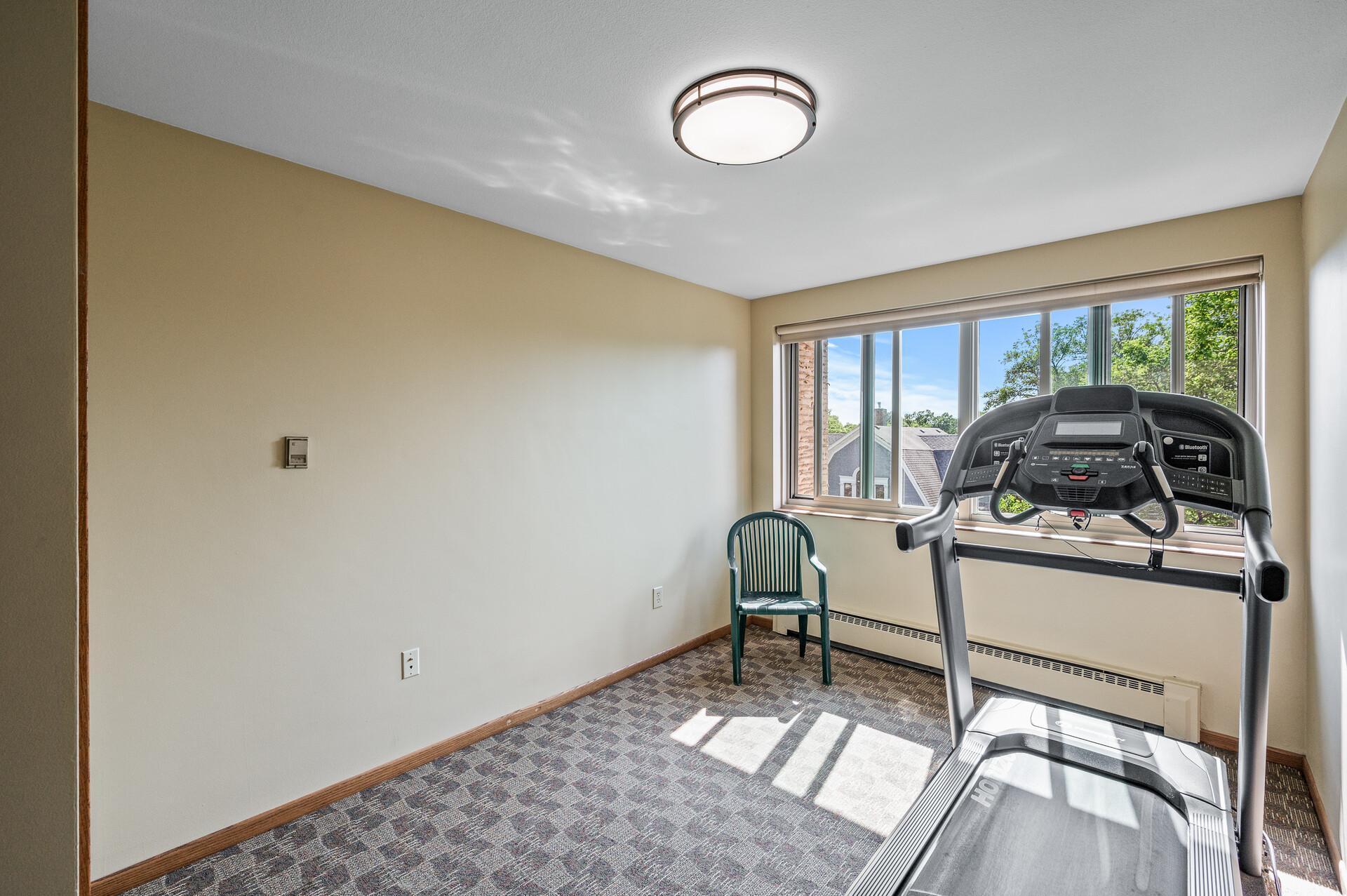View of Residential at 1901 Emerson Avenue #303, Minneapolis MN 55403, Minneapolis (22 of 30) - Mike Wilen | Minnesota Team Real Estate