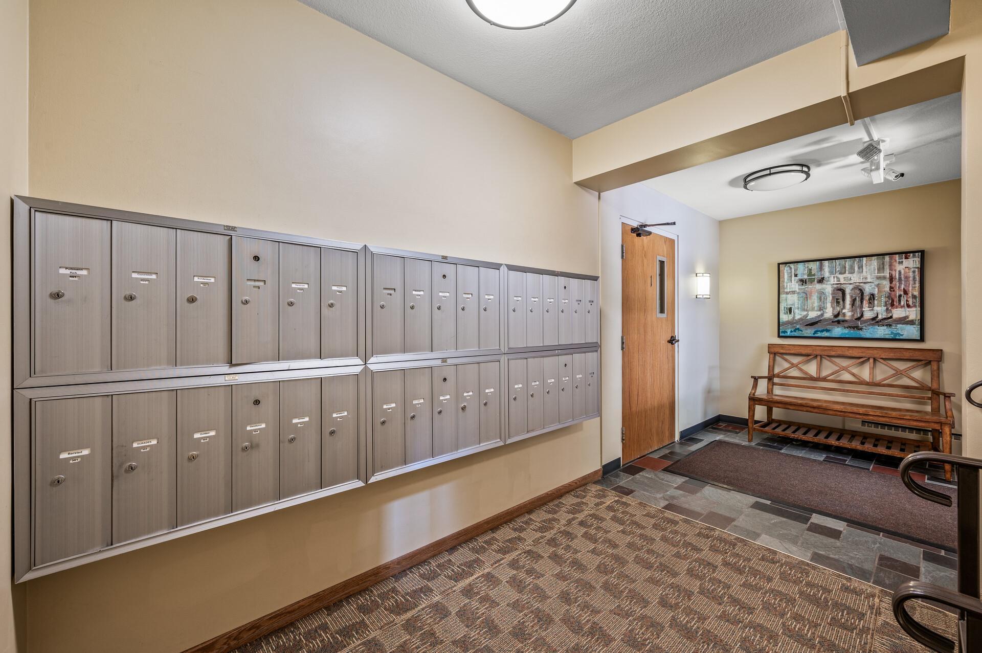 View of Residential at 1901 Emerson Avenue #303, Minneapolis MN 55403, Minneapolis (5 of 30) - Mike Wilen | Minnesota Team Real Estate