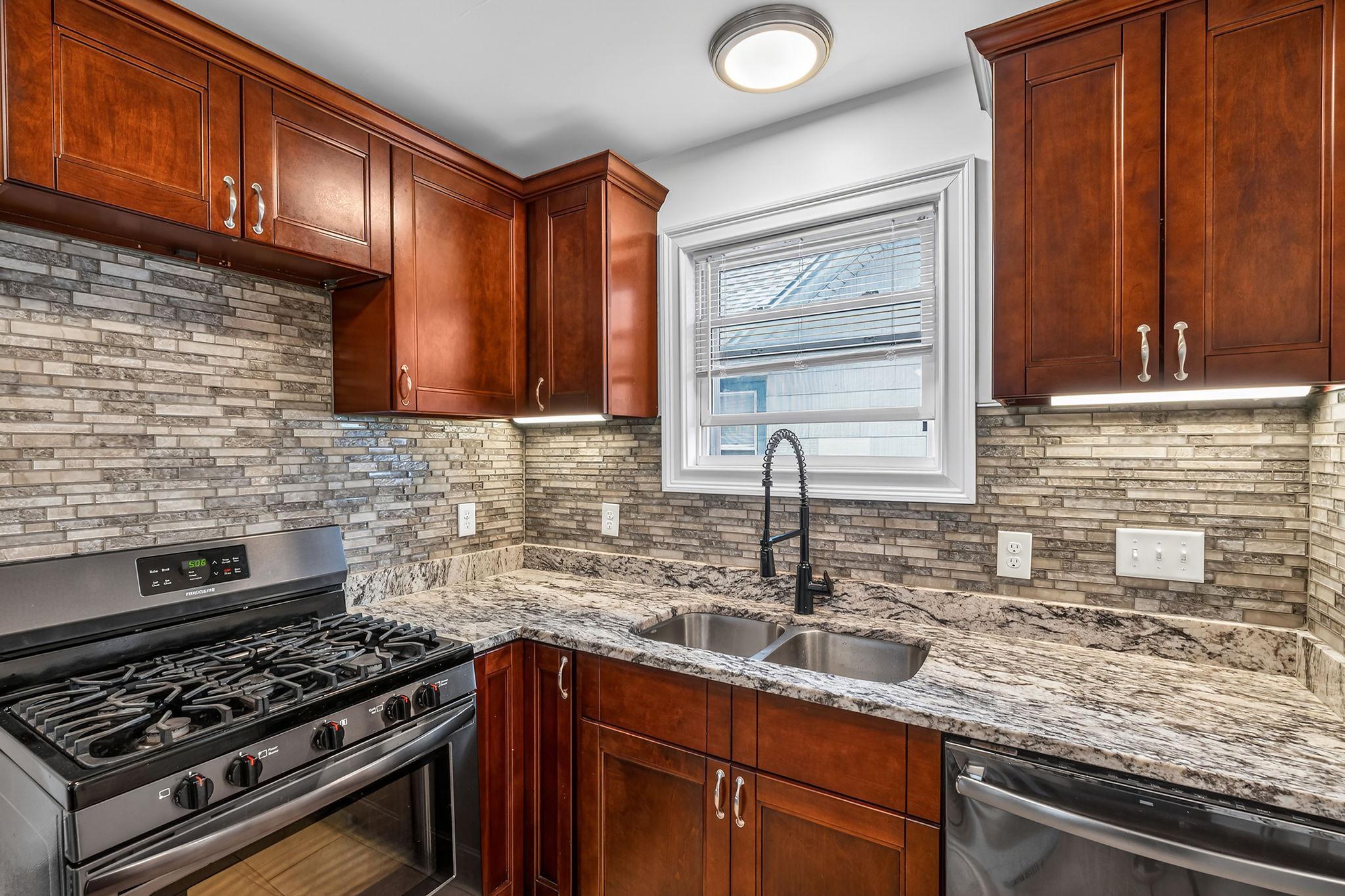 View of Residential at 3025 16th Avenue, Minneapolis MN 55407, Minneapolis (10 of 27) - Mike Wilen | Minnesota Team Real Estate
