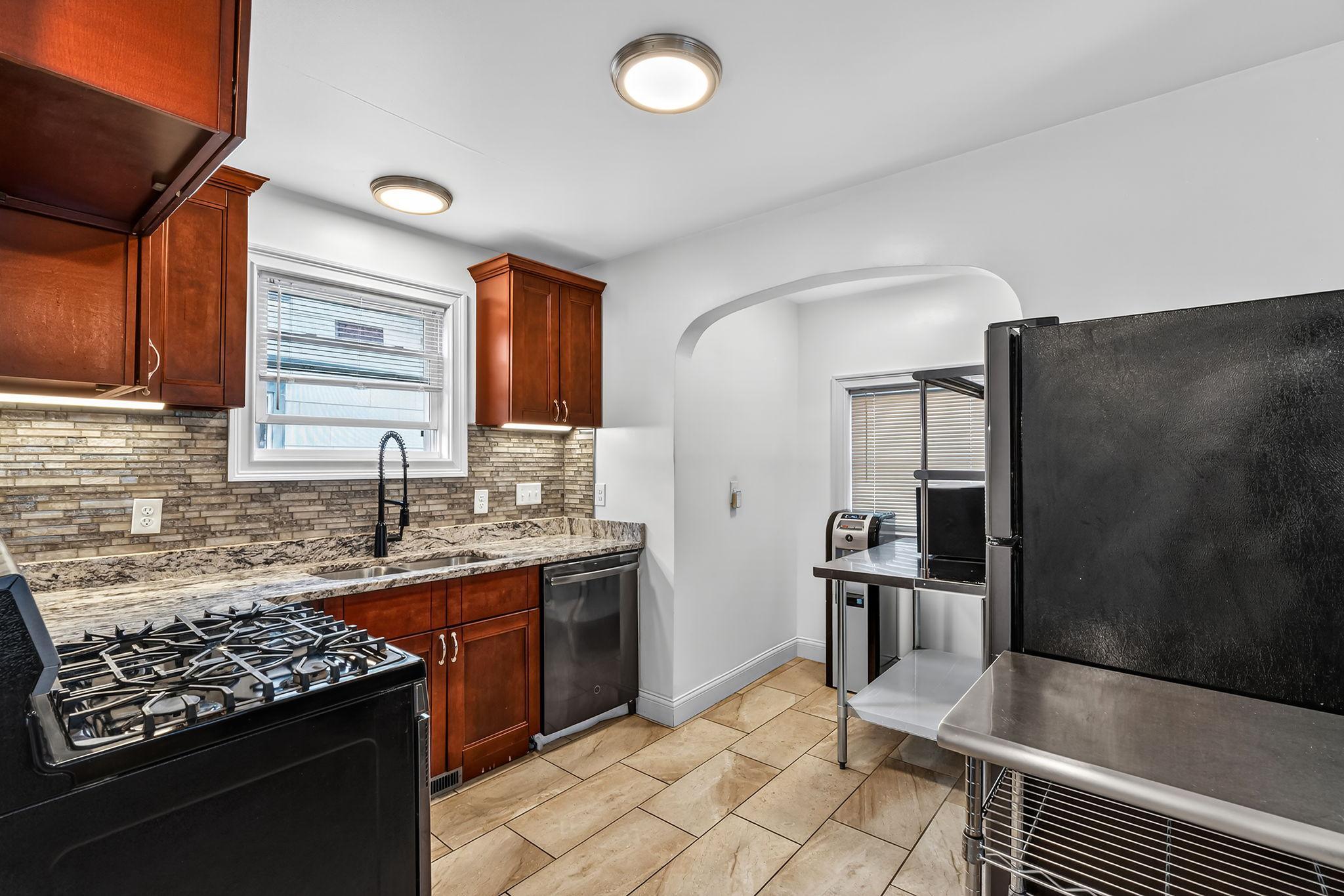 View of Residential at 3025 16th Avenue, Minneapolis MN 55407, Minneapolis (9 of 27) - Mike Wilen | Minnesota Team Real Estate