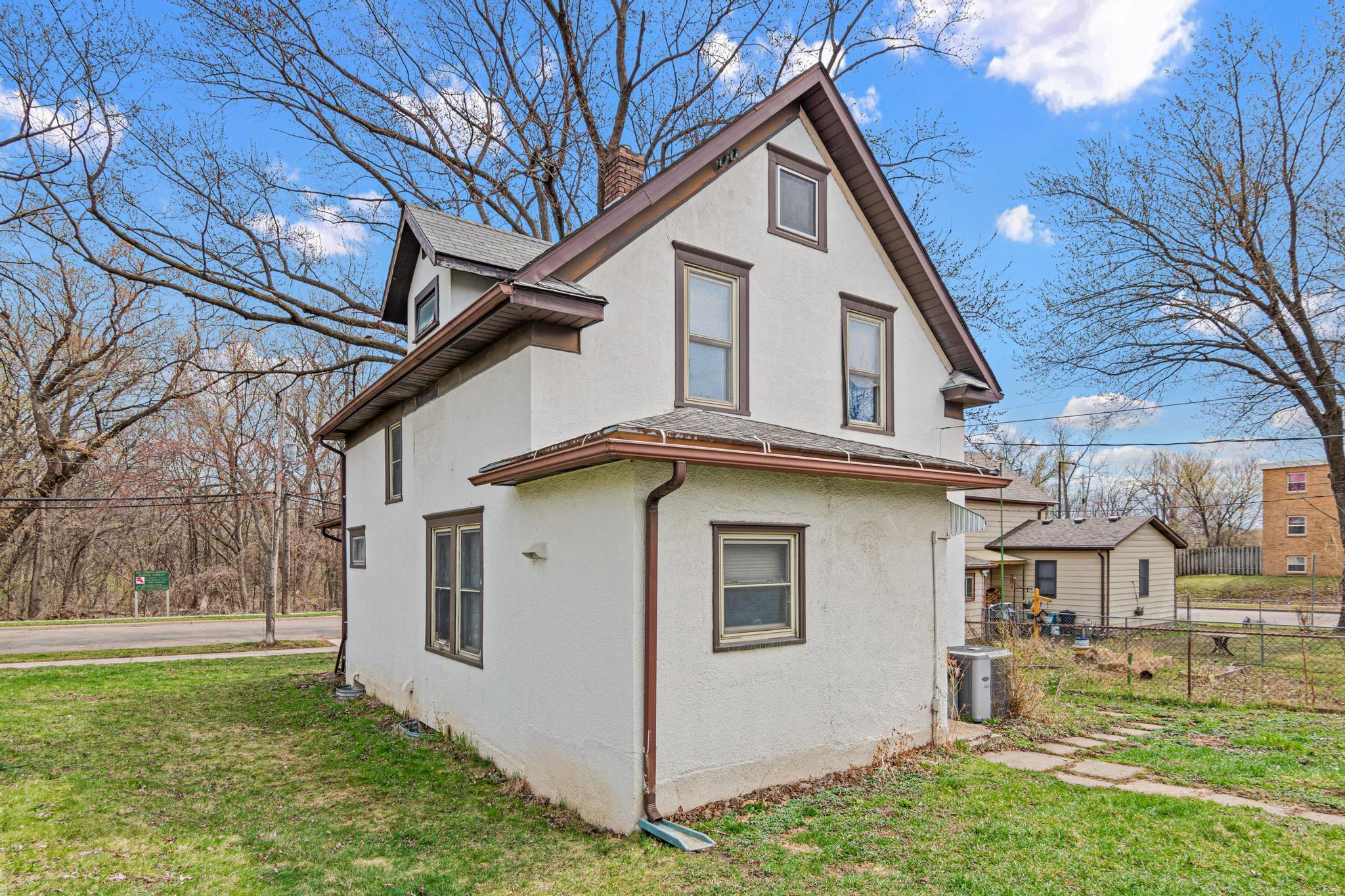 View of Residential at 941 Frank Street, Saint Paul MN 55106, Saint Paul (23 of 26) - Mike Wilen | Minnesota Team Real Estate