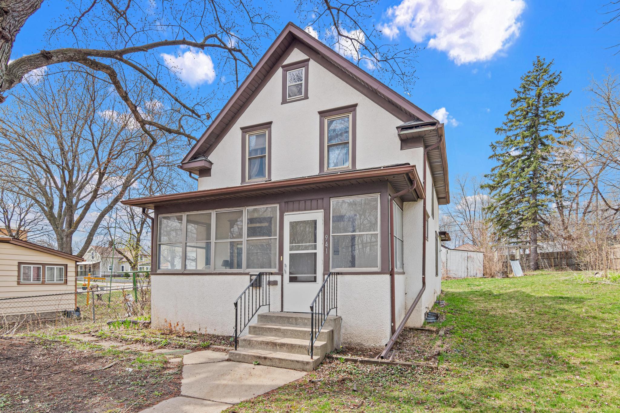 View of Residential at 941 Frank Street, Saint Paul MN 55106, Saint Paul (2 of 26) - Mike Wilen | Minnesota Team Real Estate