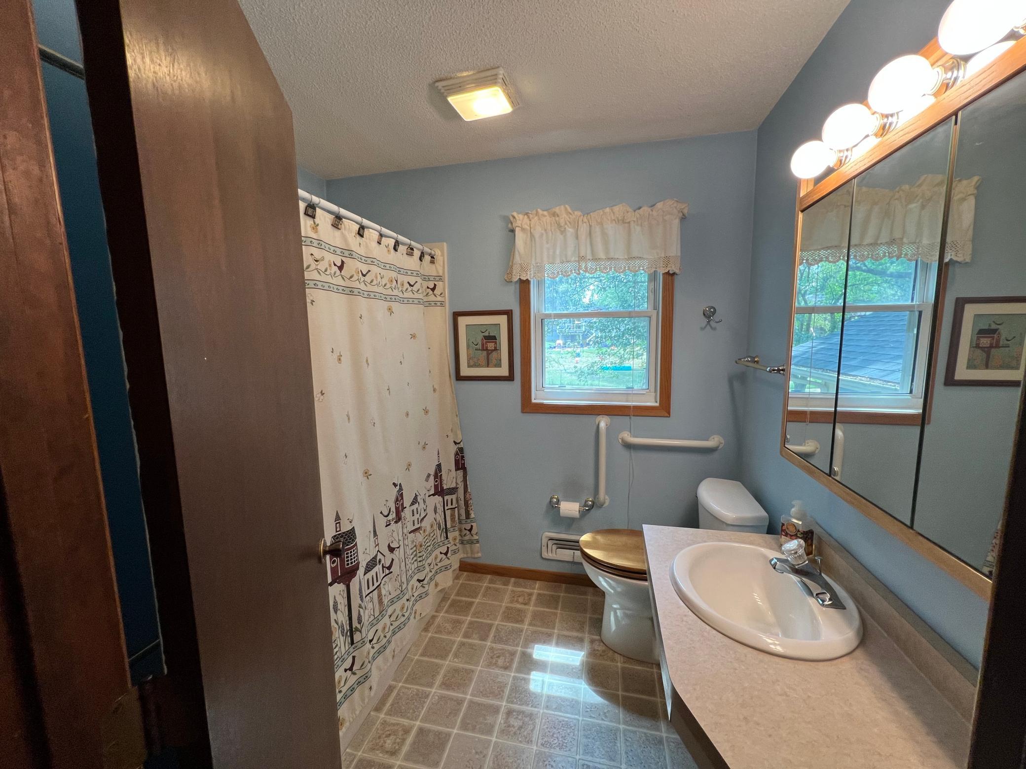 View of Residential at 8401 79th Street, Cottage Grove MN 55016, Cottage Grove (18 of 24) - Mike Wilen | Minnesota Team Real Estate
