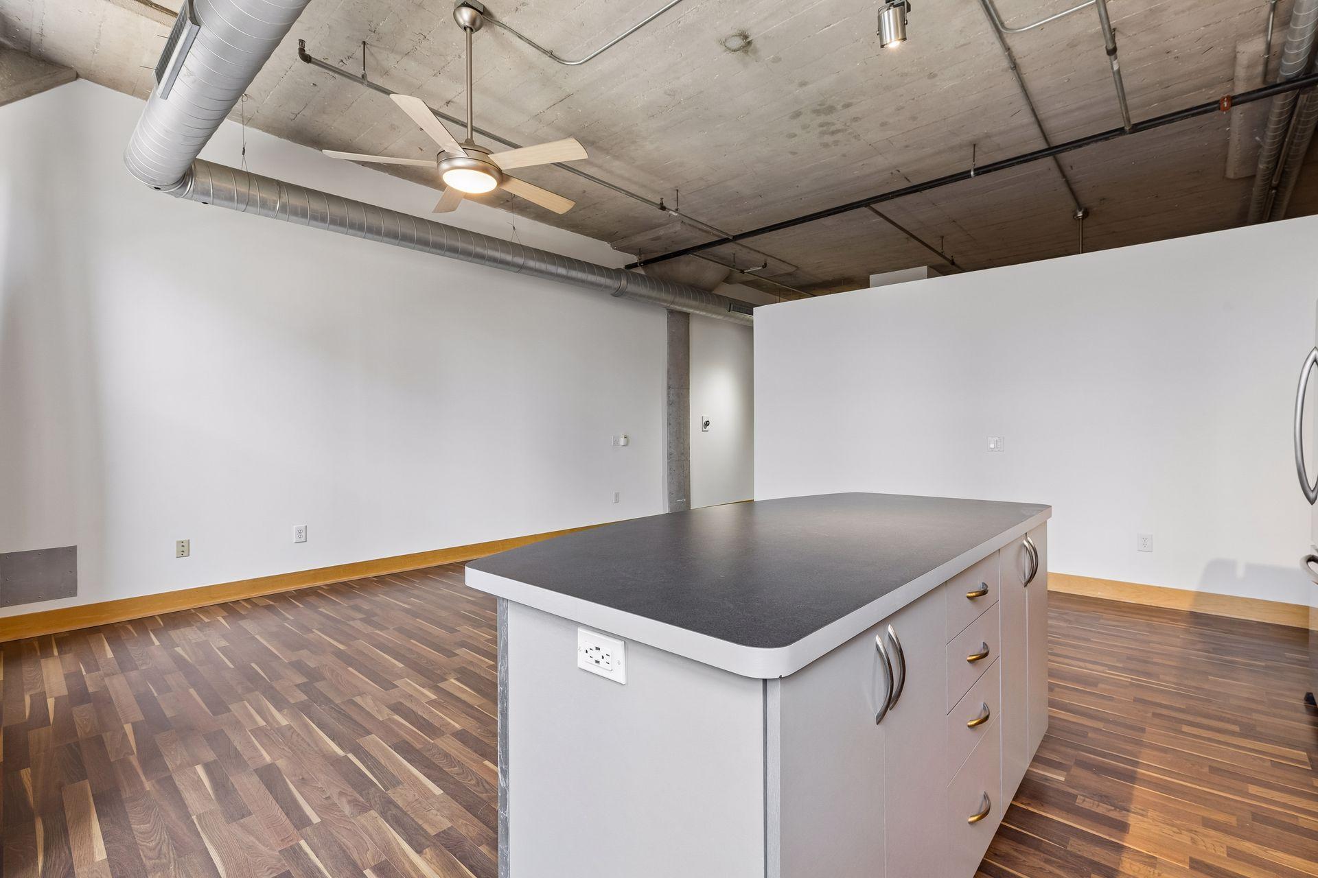 View of Residential at 918 3rd Street #309, Minneapolis MN 55401, Minneapolis (8 of 27) - Mike Wilen | Minnesota Team Real Estate
