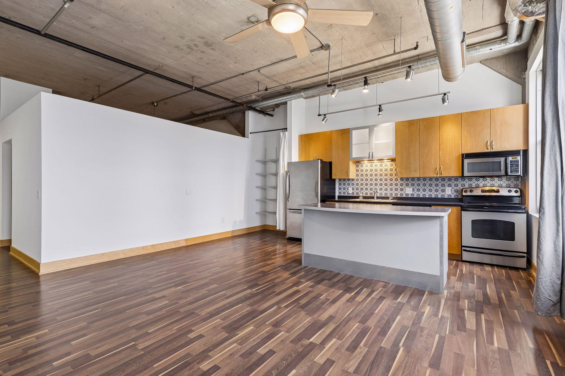 View of Residential at 918 3rd Street #309, Minneapolis MN 55401, Minneapolis (5 of 27) - Mike Wilen | Minnesota Team Real Estate