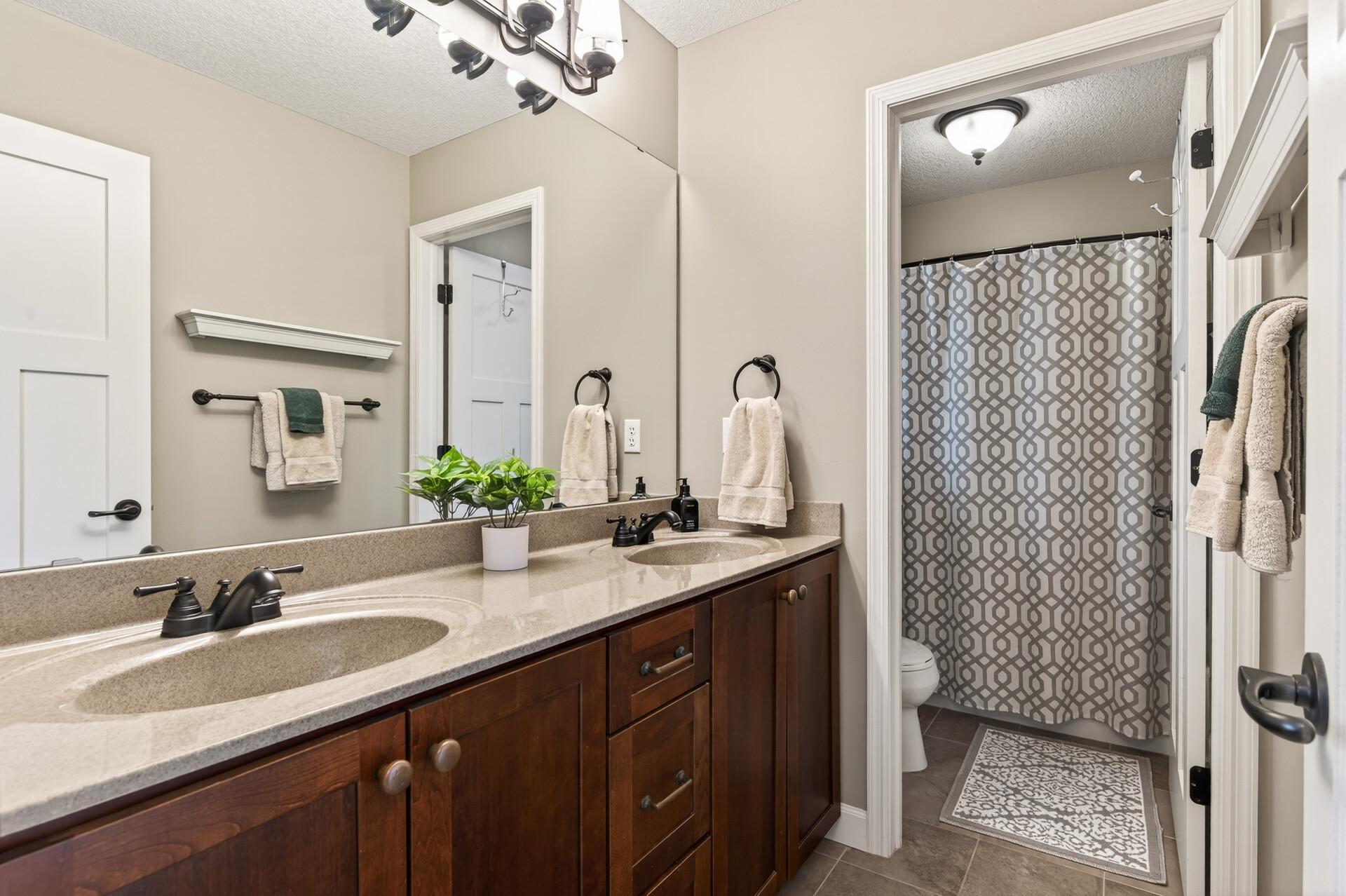 View of Residential at 10815 Birch Lane, Woodbury MN 55129, Woodbury (36 of 56) - Mike Wilen | Minnesota Team Real Estate