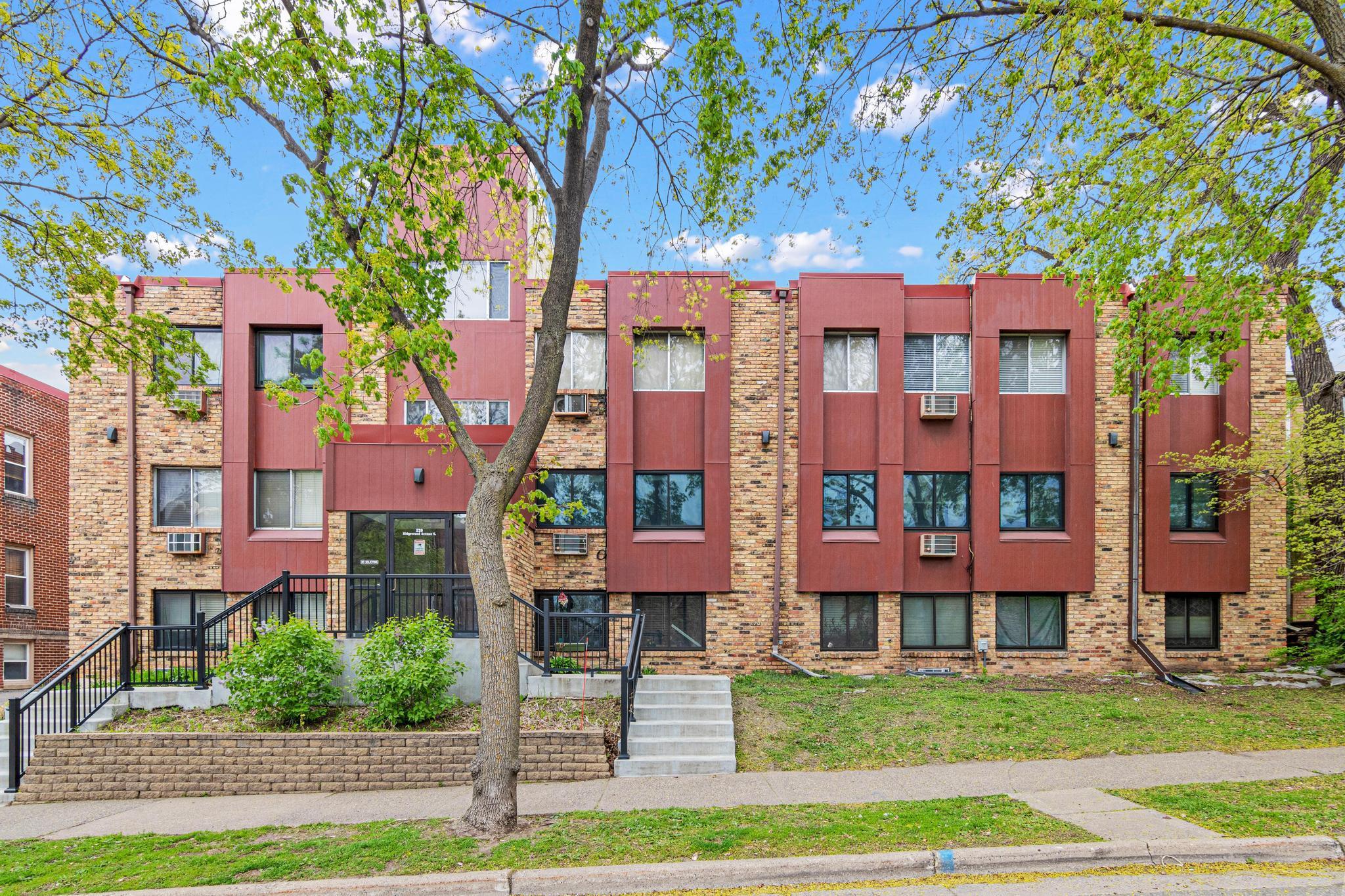 View of Residential at 520 Ridgewood Avenue #3, Minneapolis MN 55403, Minneapolis - Mike Wilen | Minnesota Team Real Estate
