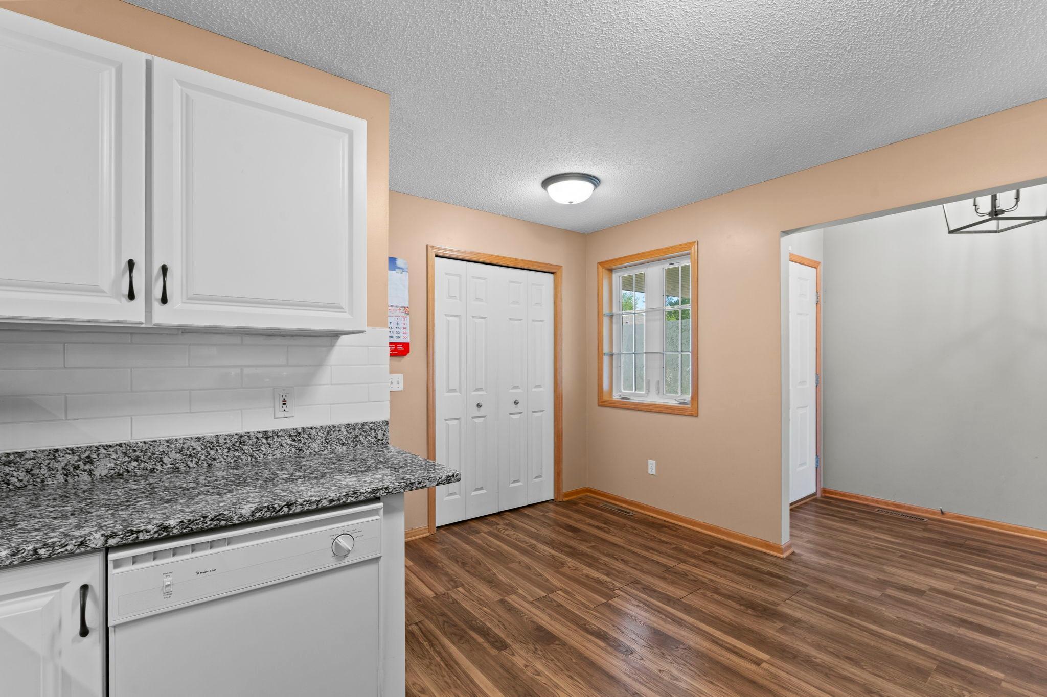 View of Residential at 5208 Deerfield Lane, Prior Lake MN 55372, Prior Lake (10 of 28) - Mike Wilen | Minnesota Team Real Estate