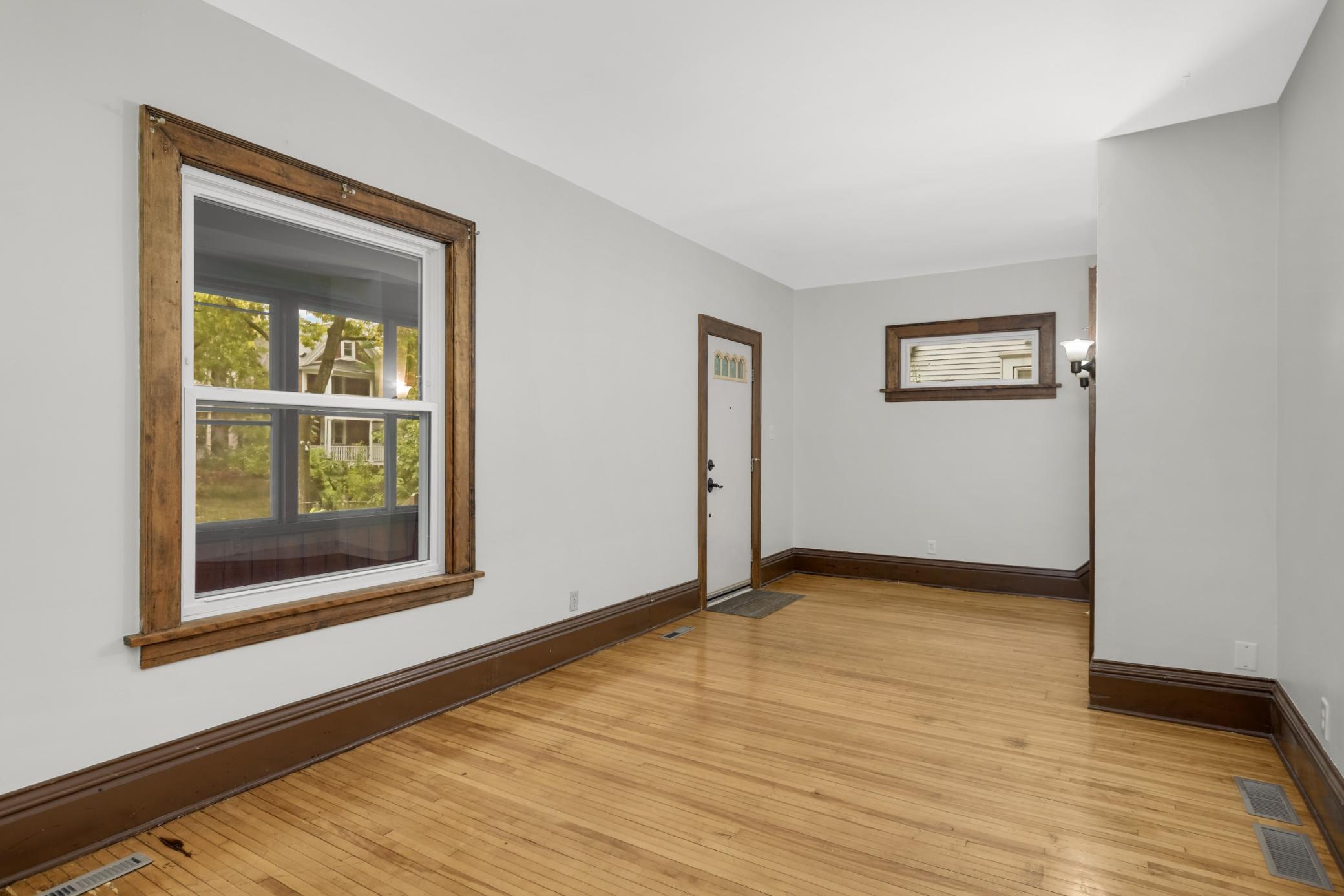 View of Residential at 3723 1st Avenue, Minneapolis MN 55409, Minneapolis (8 of 38) - Mike Wilen | Minnesota Team Real Estate