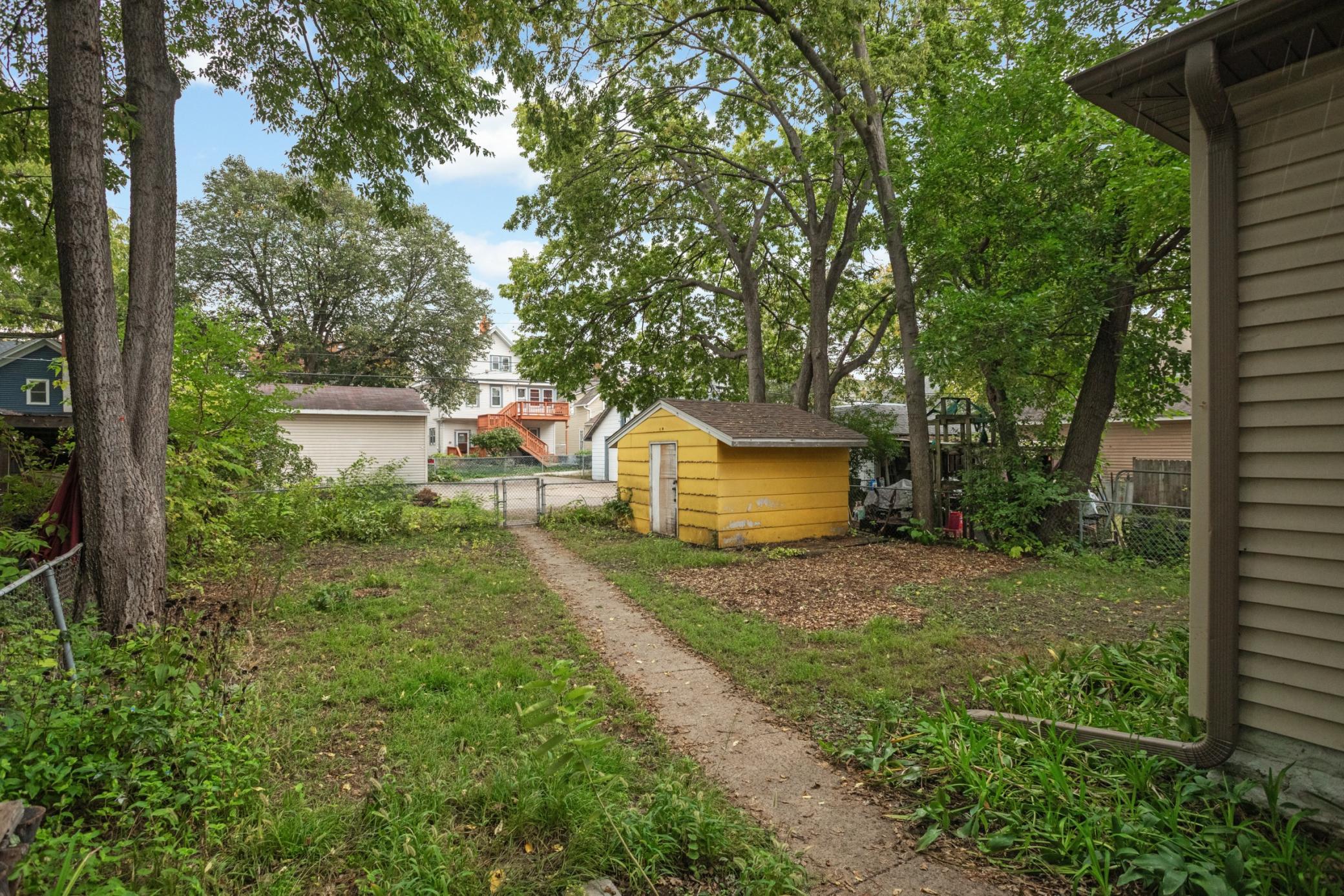 View of Residential at 3723 1st Avenue, Minneapolis MN 55409, Minneapolis (28 of 38) - Mike Wilen | Minnesota Team Real Estate