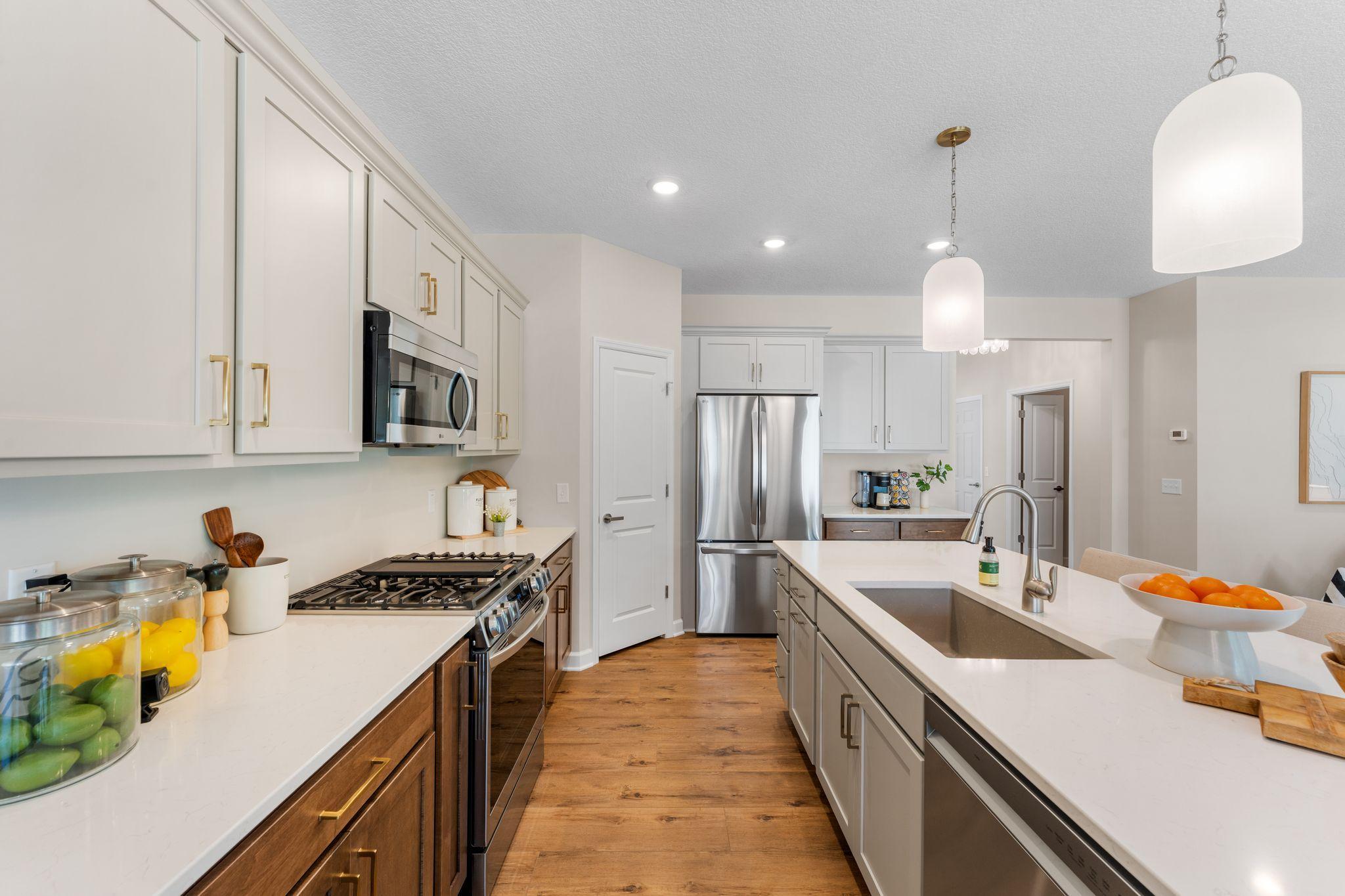 View of Residential at 17725 Everest Avenue, Lakeville MN 55044, Lakeville (5 of 47) - Mike Wilen | Minnesota Team Real Estate