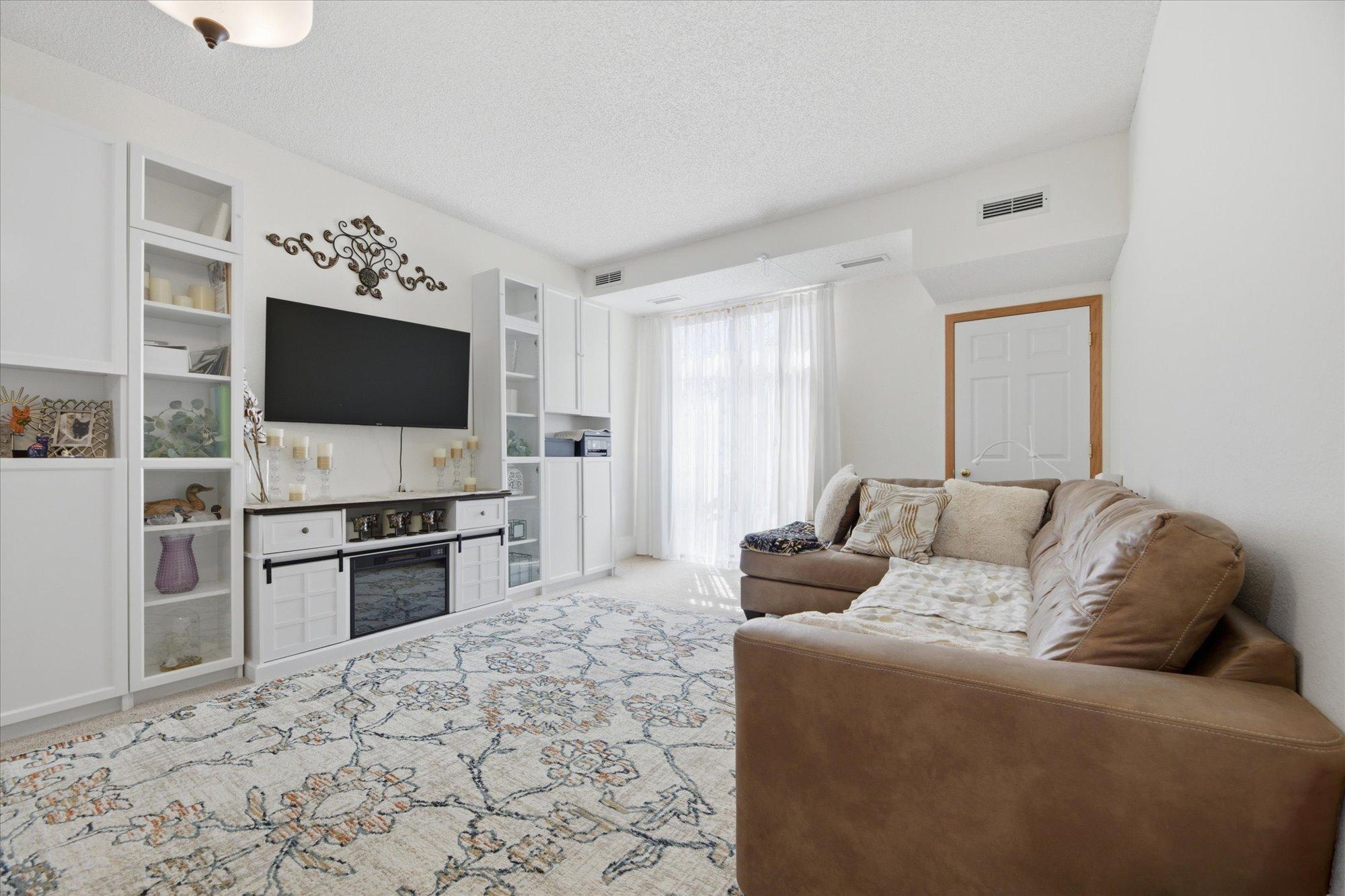 View of Residential at 1776 Maryland Avenue #106, Saint Paul MN 55106, Saint Paul (8 of 23) - Mike Wilen | Minnesota Team Real Estate