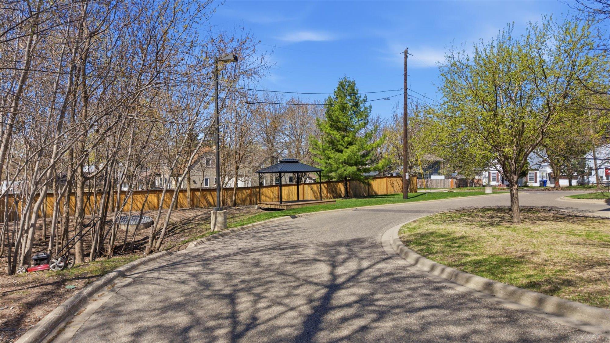 View of Residential at 1776 Maryland Avenue #106, Saint Paul MN 55106, Saint Paul (20 of 23) - Mike Wilen | Minnesota Team Real Estate