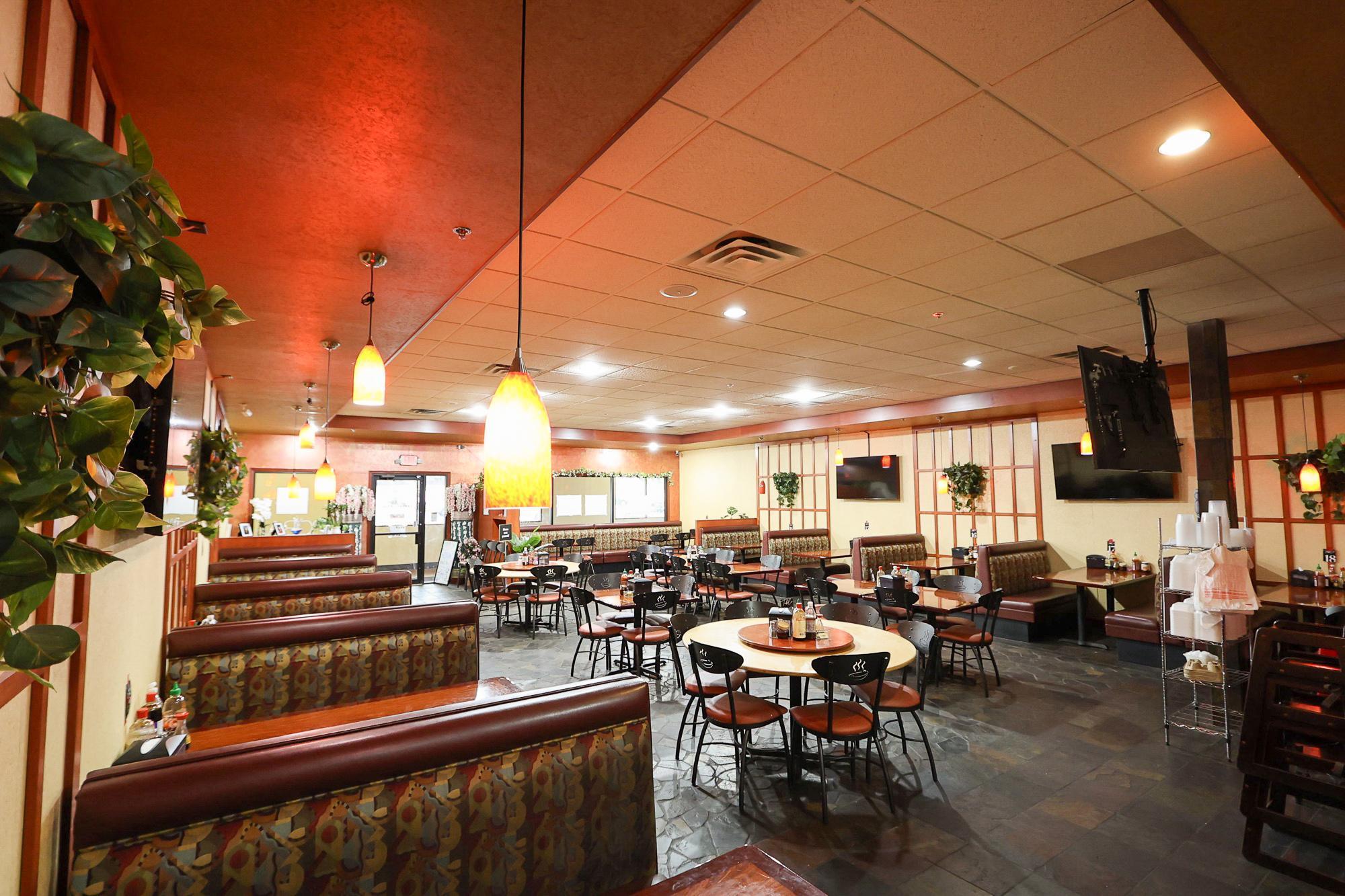 View of Commercial Sale at 1035 Highway 96, Shoreview MN 55126, Shoreview (8 of 21) - Mike Wilen | Minnesota Team Real Estate
