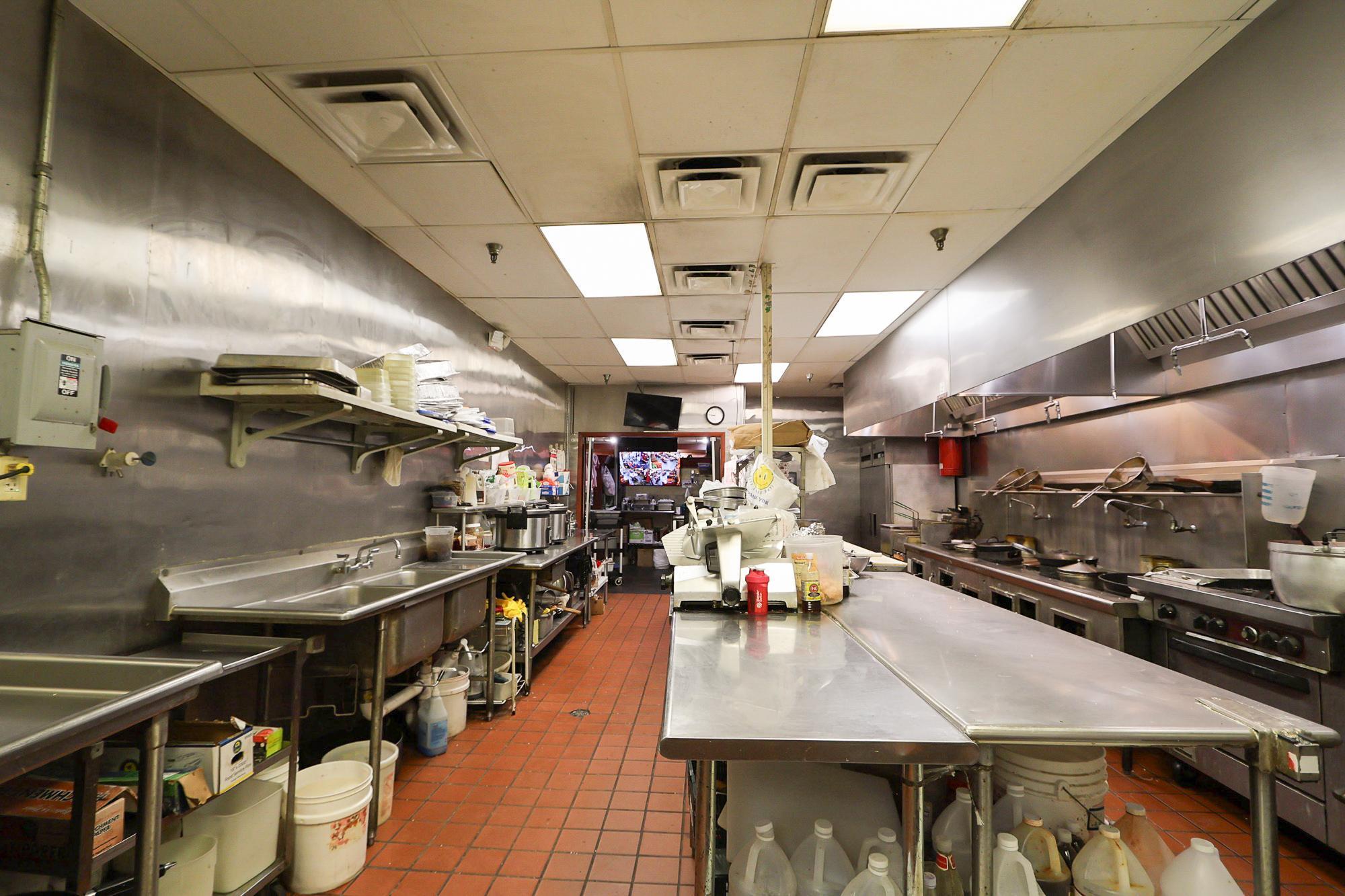 View of Commercial Sale at 1035 Highway 96, Shoreview MN 55126, Shoreview (14 of 21) - Mike Wilen | Minnesota Team Real Estate