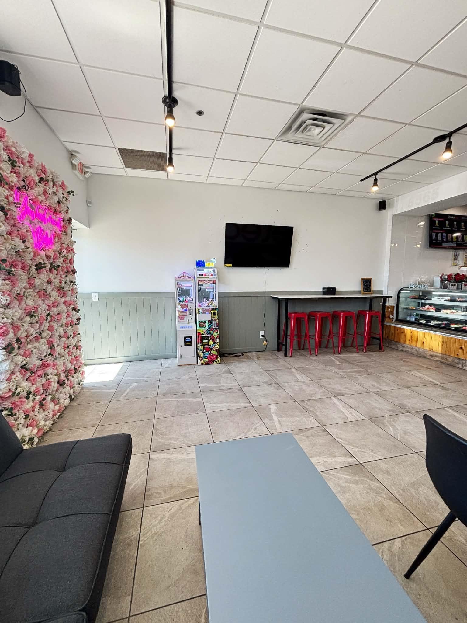 View of Commercial Sale at 8565 Edinburgh Center Drive, Brooklyn Park MN 55443, Brooklyn Park (4 of 13) - Mike Wilen | Minnesota Team Real Estate