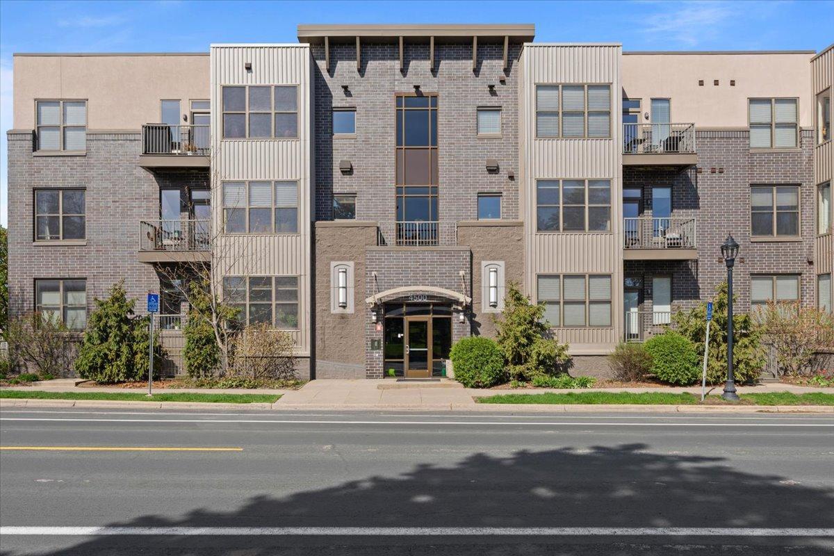 View of Residential at 4500 Chicago Avenue #210, Minneapolis MN 55407, Minneapolis (4 of 26) - Mike Wilen | Minnesota Team Real Estate