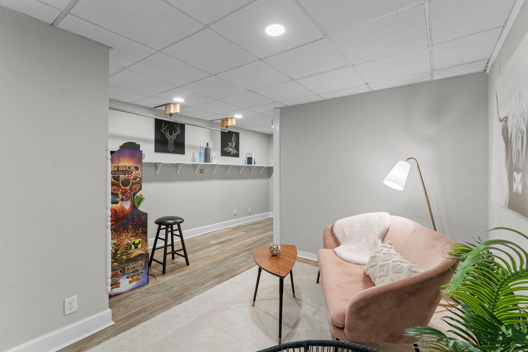 View of Residential at 703 Laurel Avenue #1W, Saint Paul MN 55104, Saint Paul (25 of 42) - Mike Wilen | Minnesota Team Real Estate