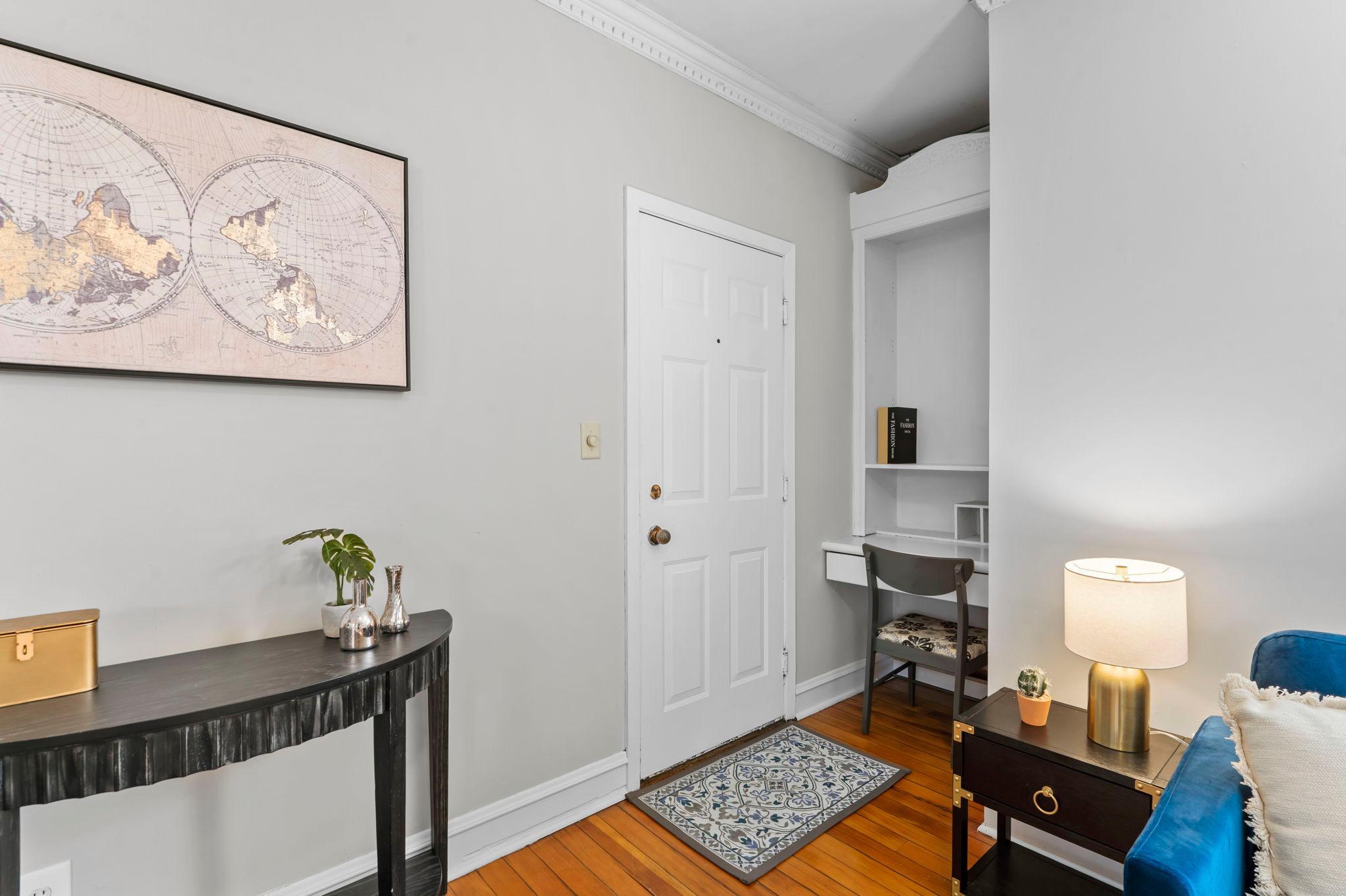 View of Residential at 703 Laurel Avenue #1W, Saint Paul MN 55104, Saint Paul (4 of 42) - Mike Wilen | Minnesota Team Real Estate
