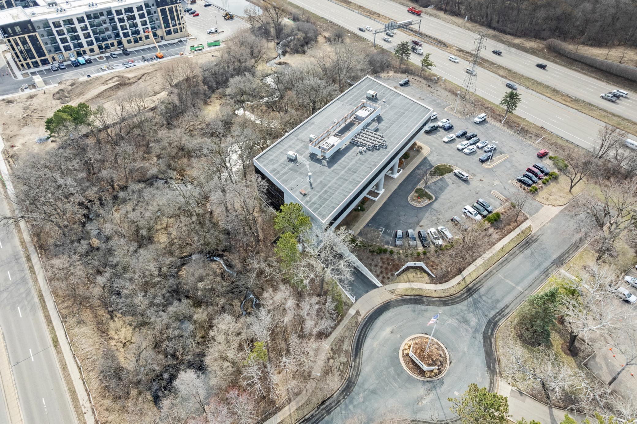 View of Commercial Sale at 7807 Creekridge Circle, Bloomington MN 55439, Bloomington (49 of 51) - Mike Wilen | Minnesota Team Real Estate
