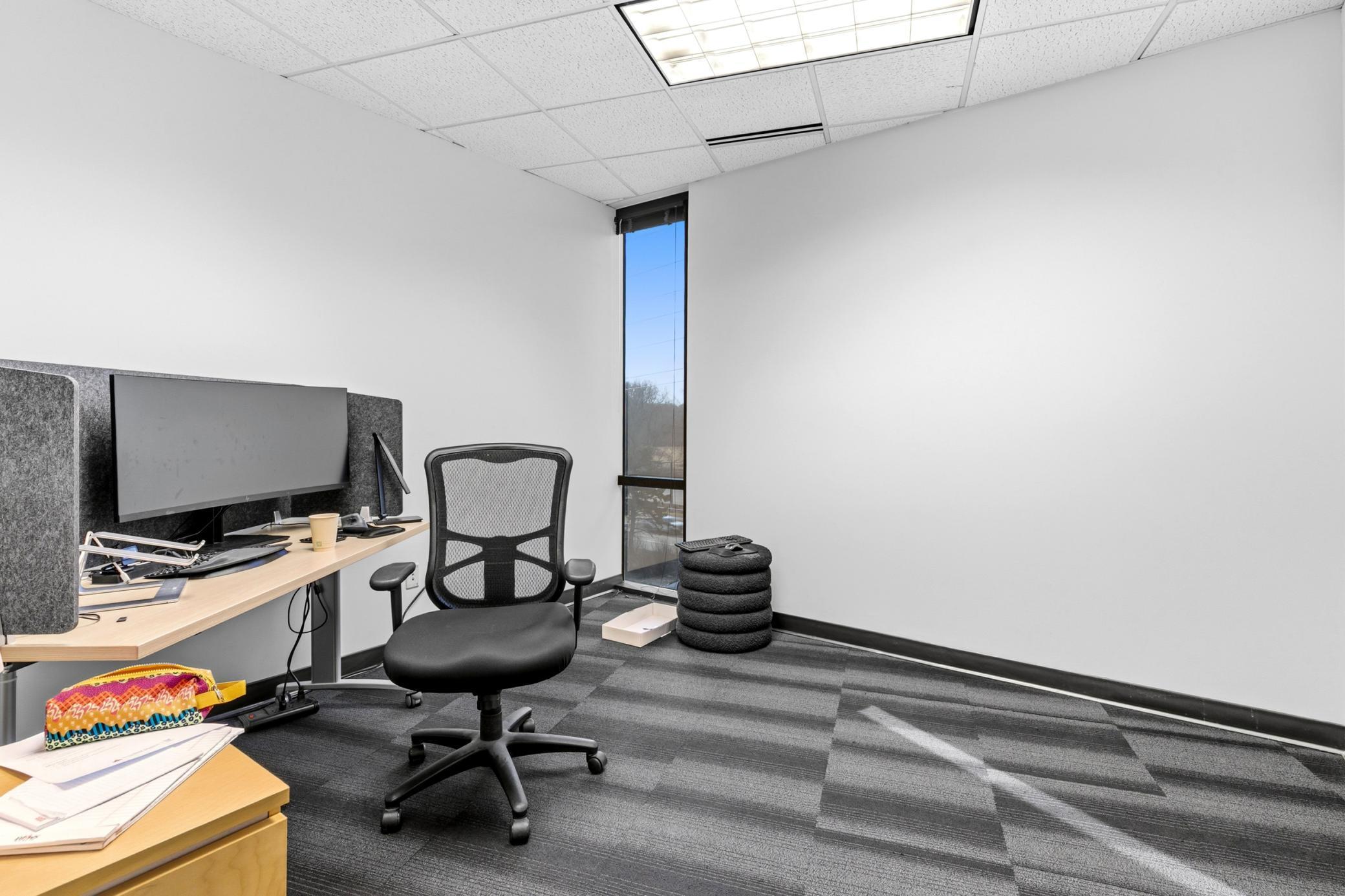 View of Commercial Sale at 7807 Creekridge Circle, Bloomington MN 55439, Bloomington (45 of 51) - Mike Wilen | Minnesota Team Real Estate
